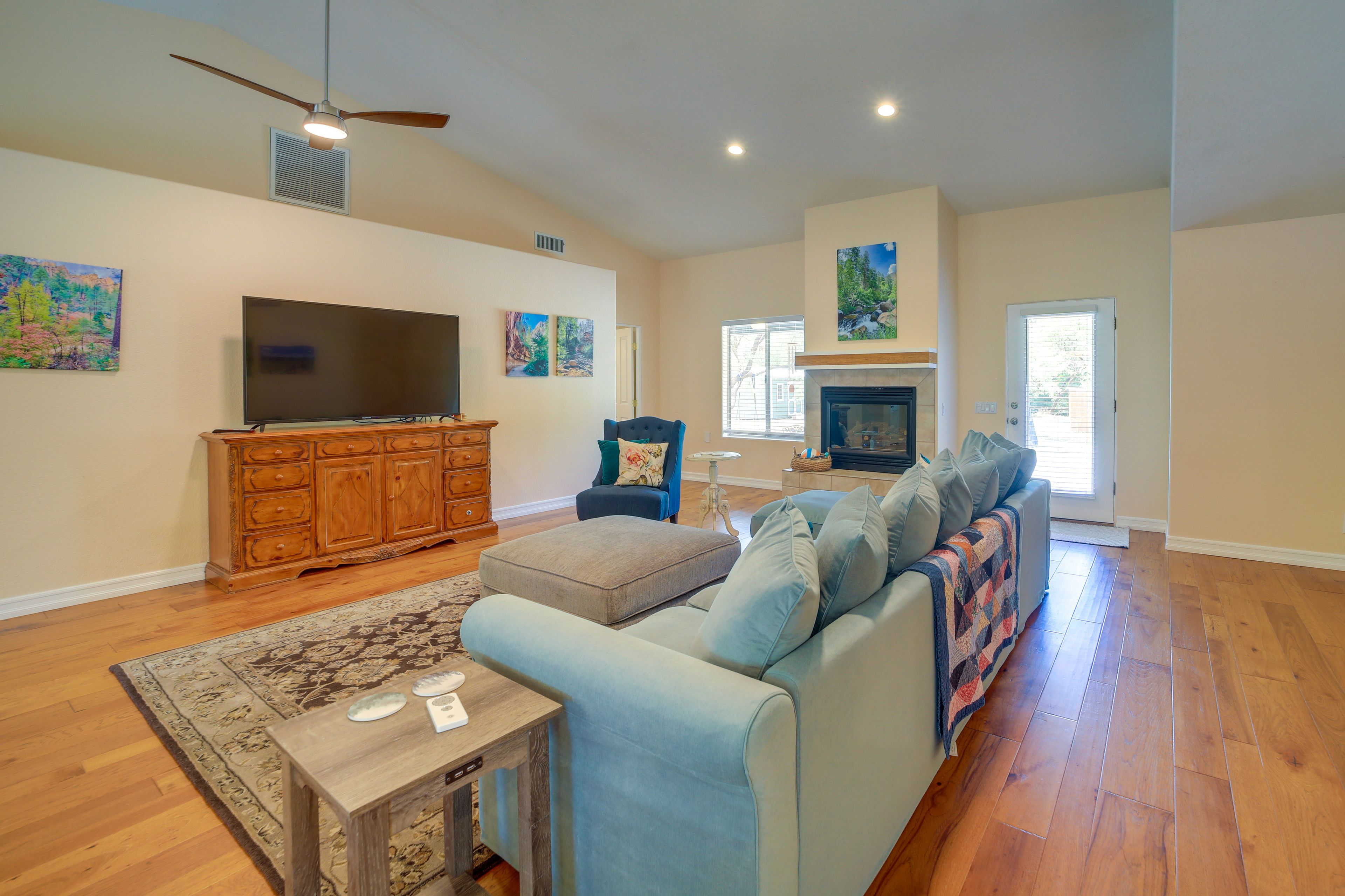 Living Room | Smart TV | Fireplace | Pool Table | Central Heating & A/C