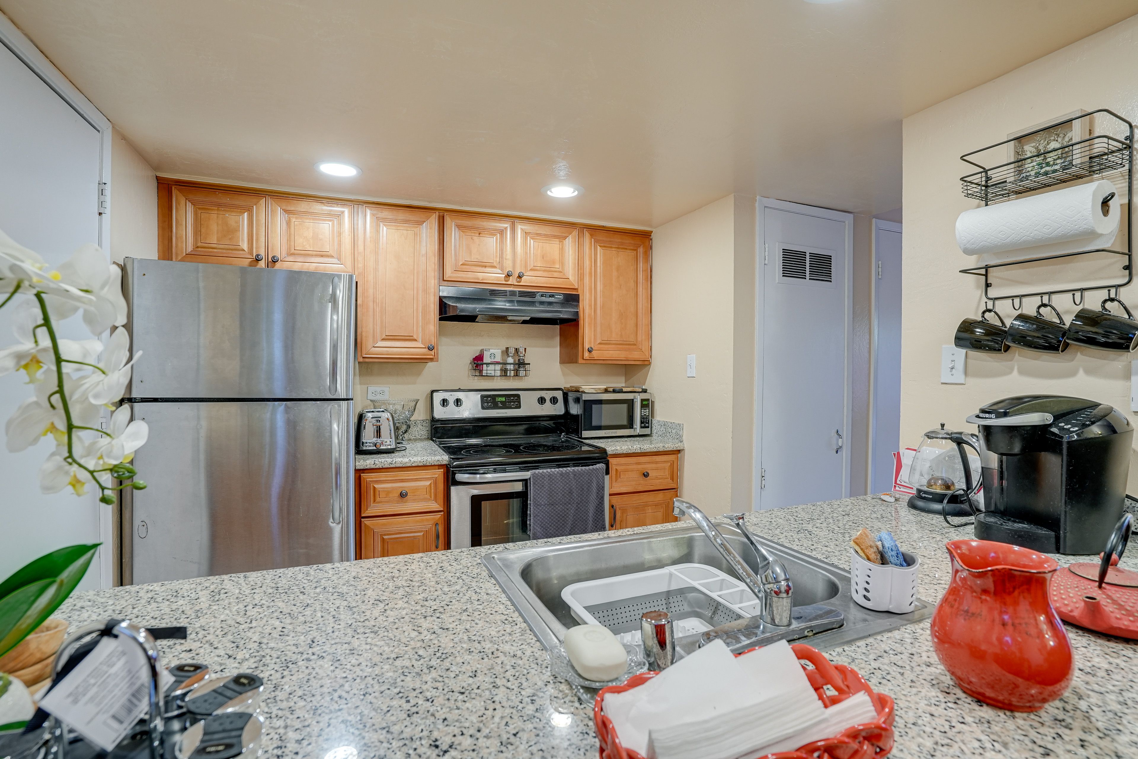 Kitchen | Coffee Maker | Spices | Crockpot | Blender | Cooking Basics