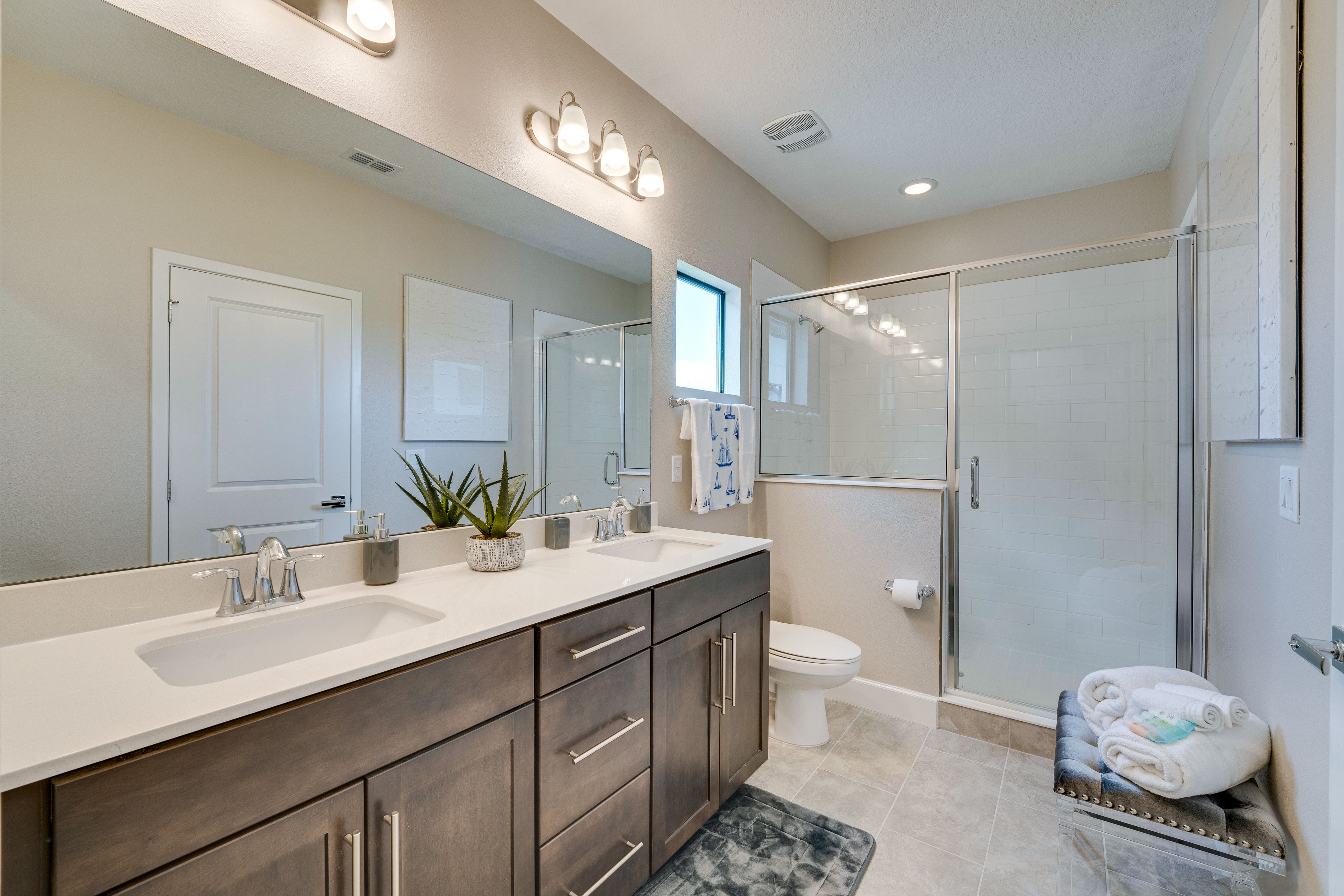 En-Suite Bathroom