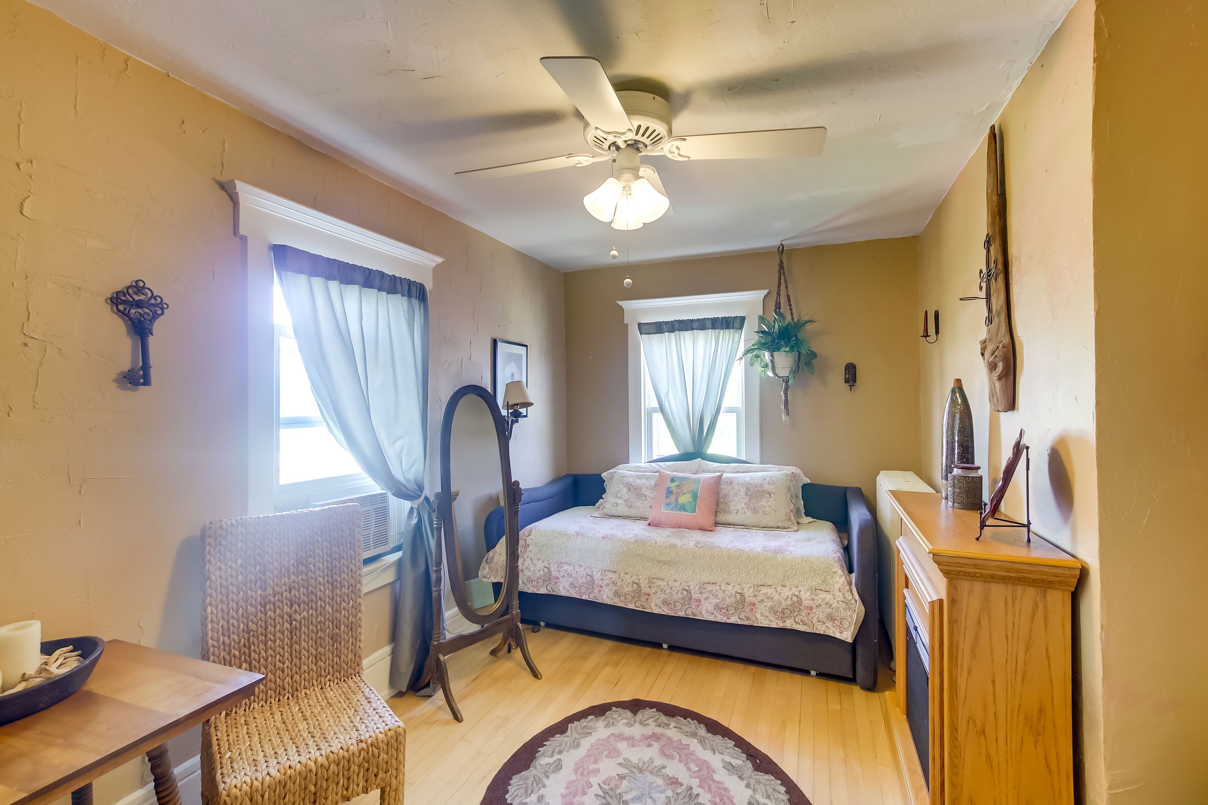 Bedroom 3 | Twin Daybed w/ Twin Trundle | 2nd Floor