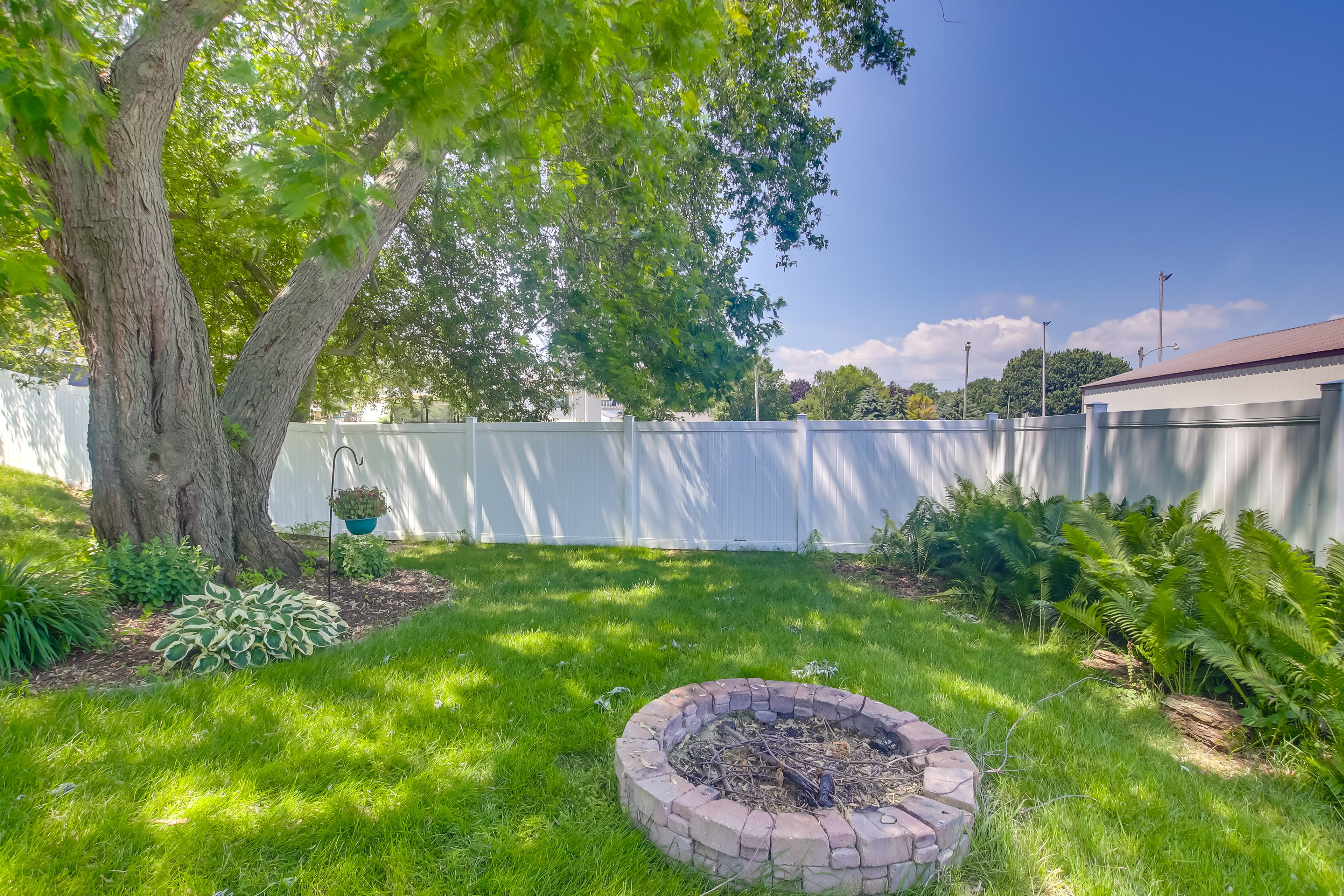 Backyard | Fire Pit