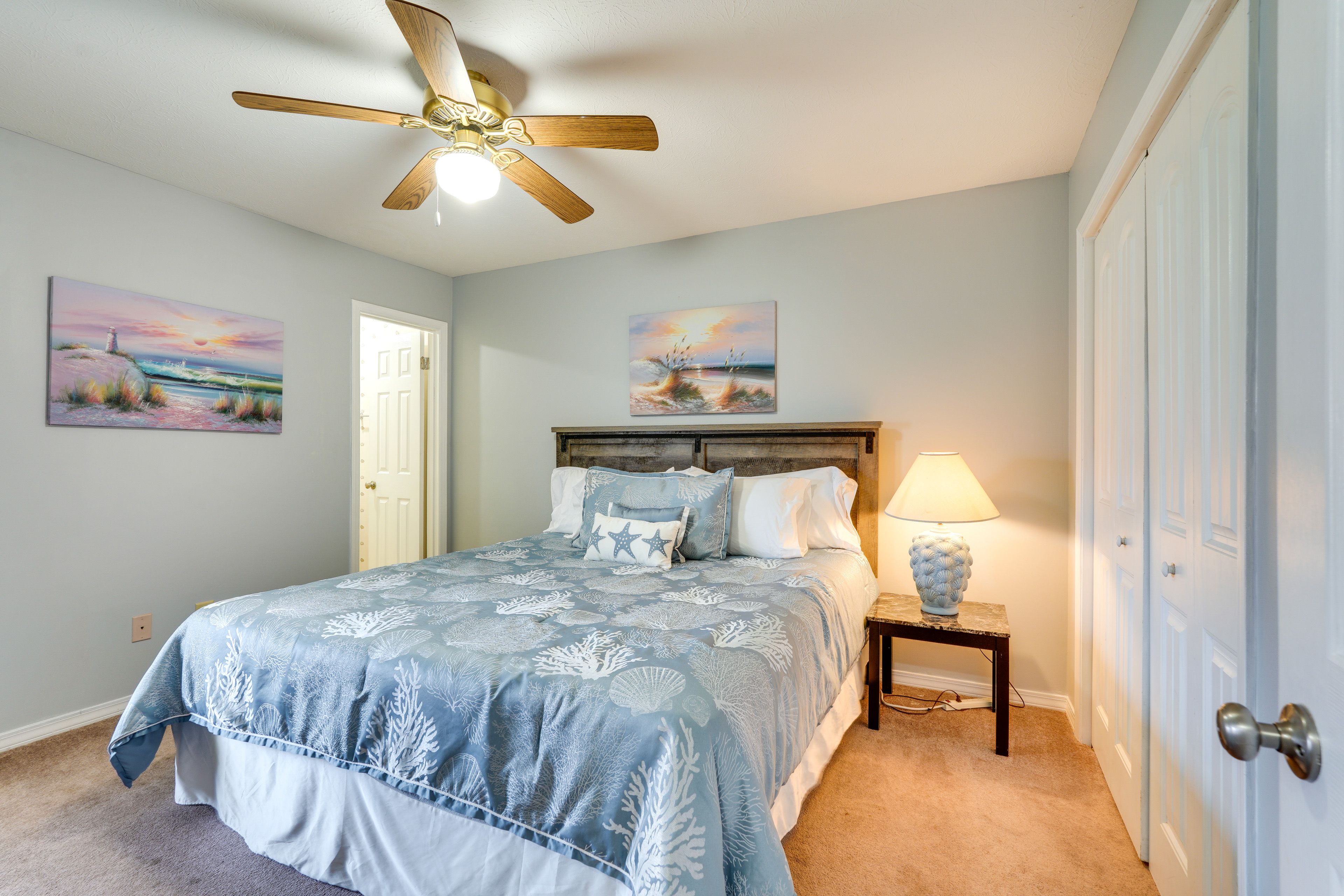 Bedroom 1 | King Bed