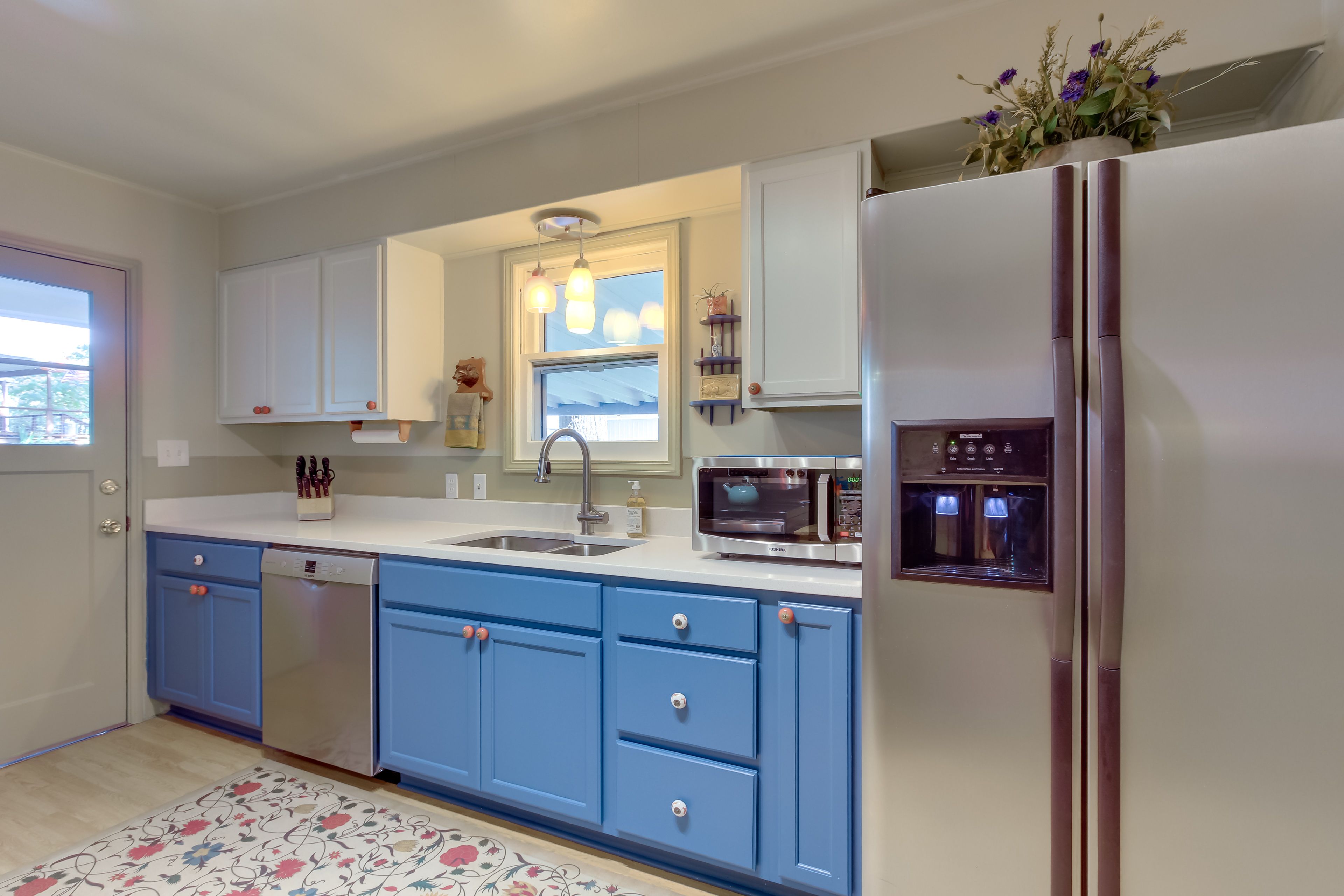 Kitchen | Dishware & Flatware | Complimentary Spices