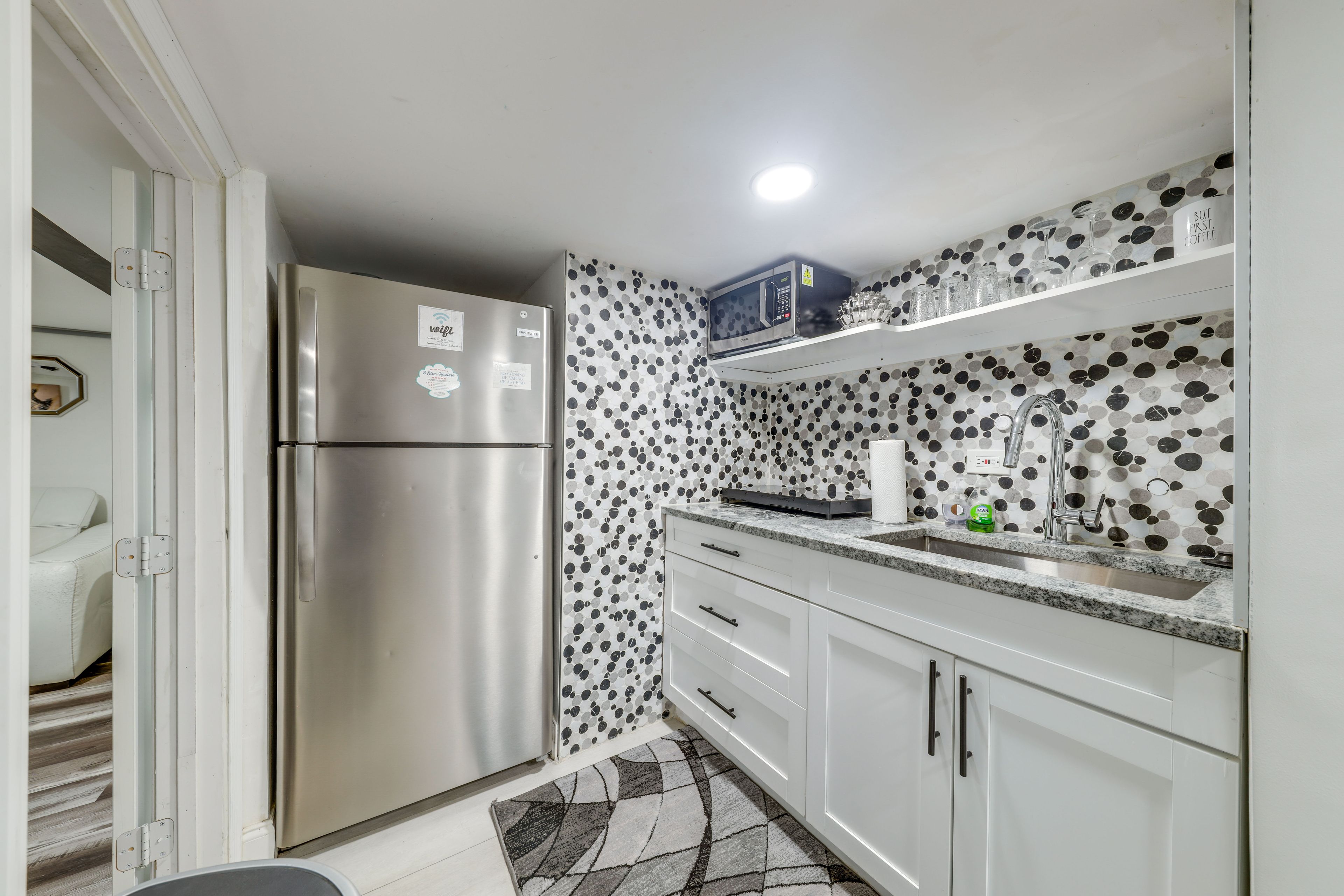 Kitchenette | Cooking Basics | Dishware & Flatware | 2-Burner Hot Plate