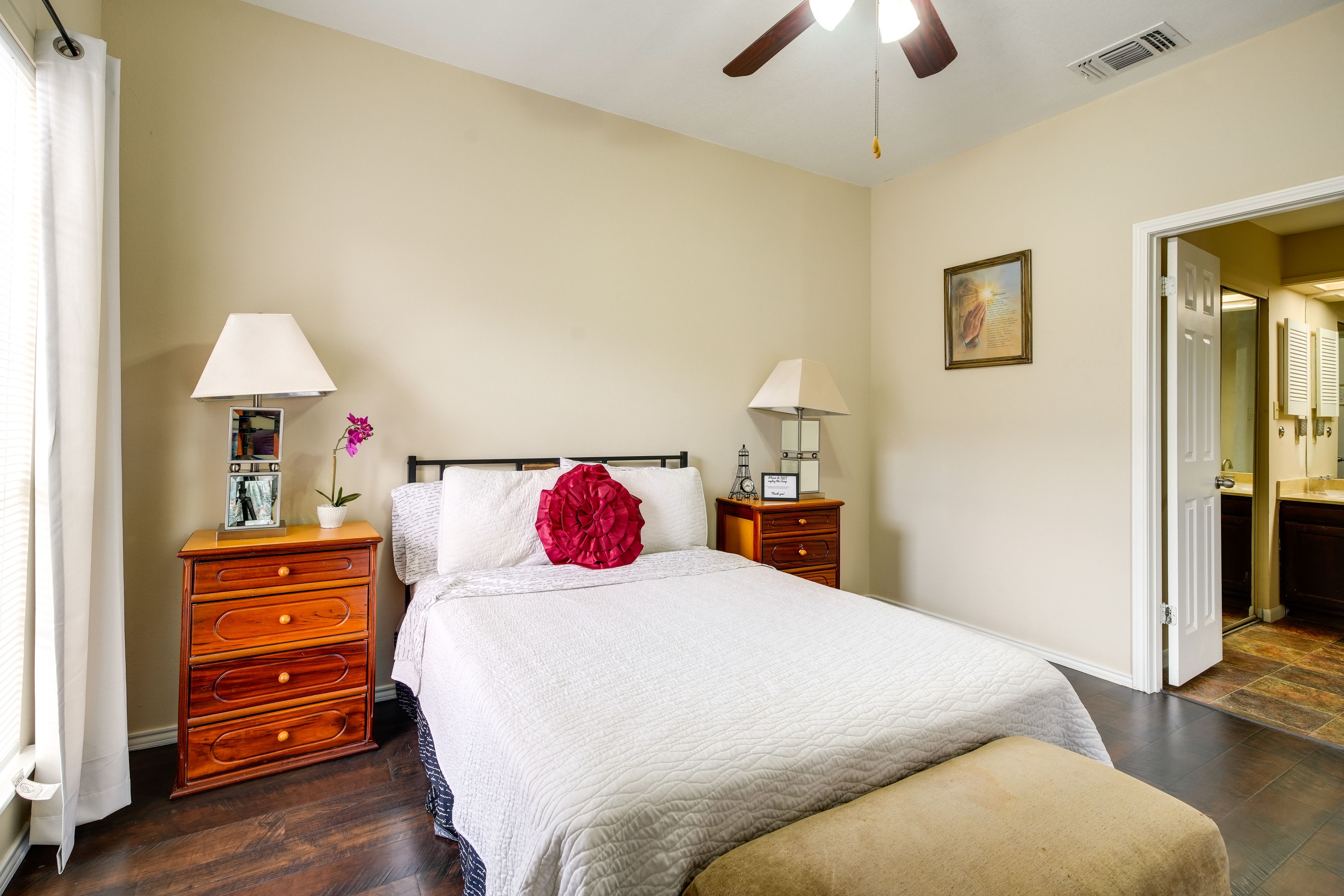 Bedroom | Full Bed | Twin Daybed w/ Twin Trundle