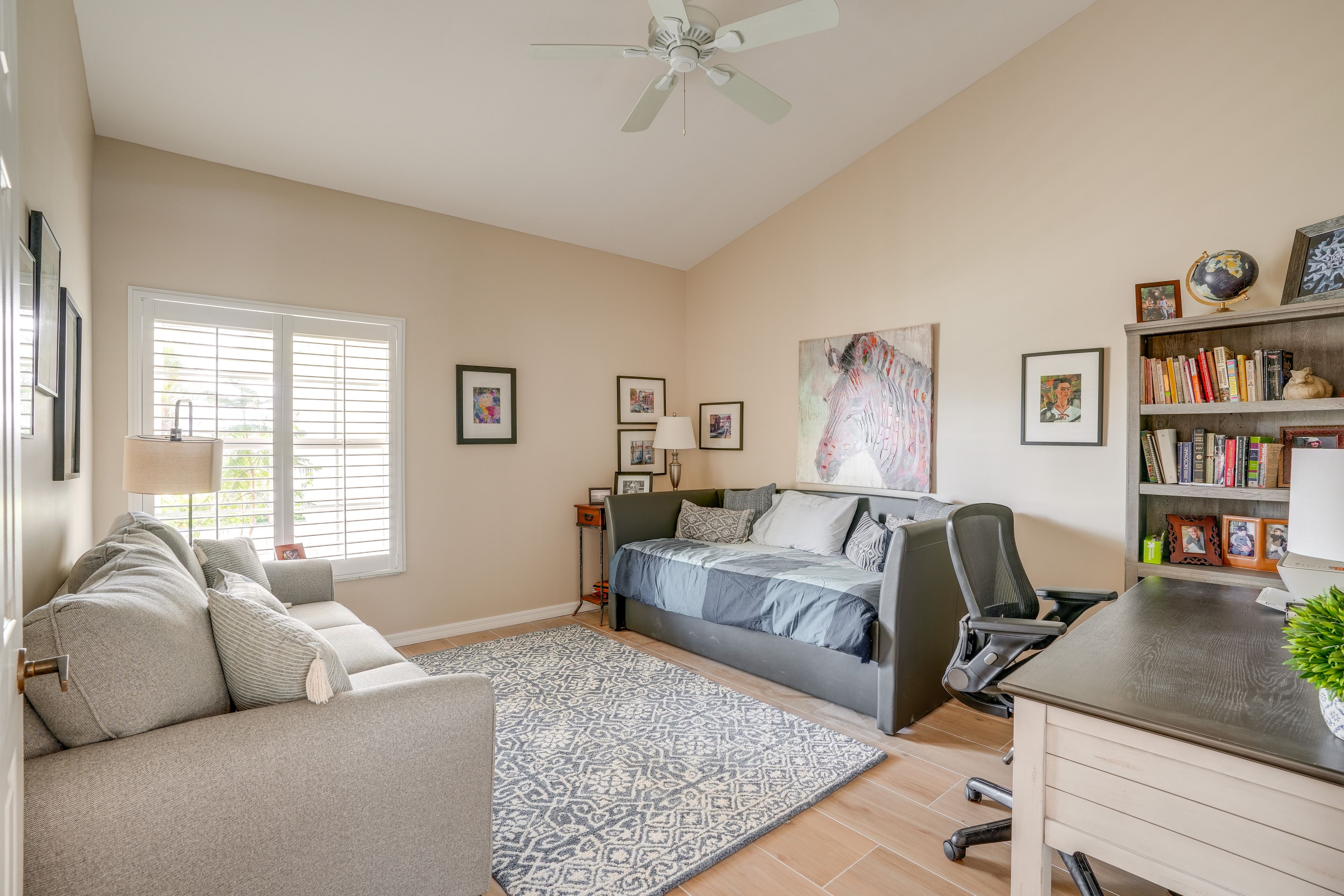 Bedroom 3 | Twin Daybed w/ Twin Trundle