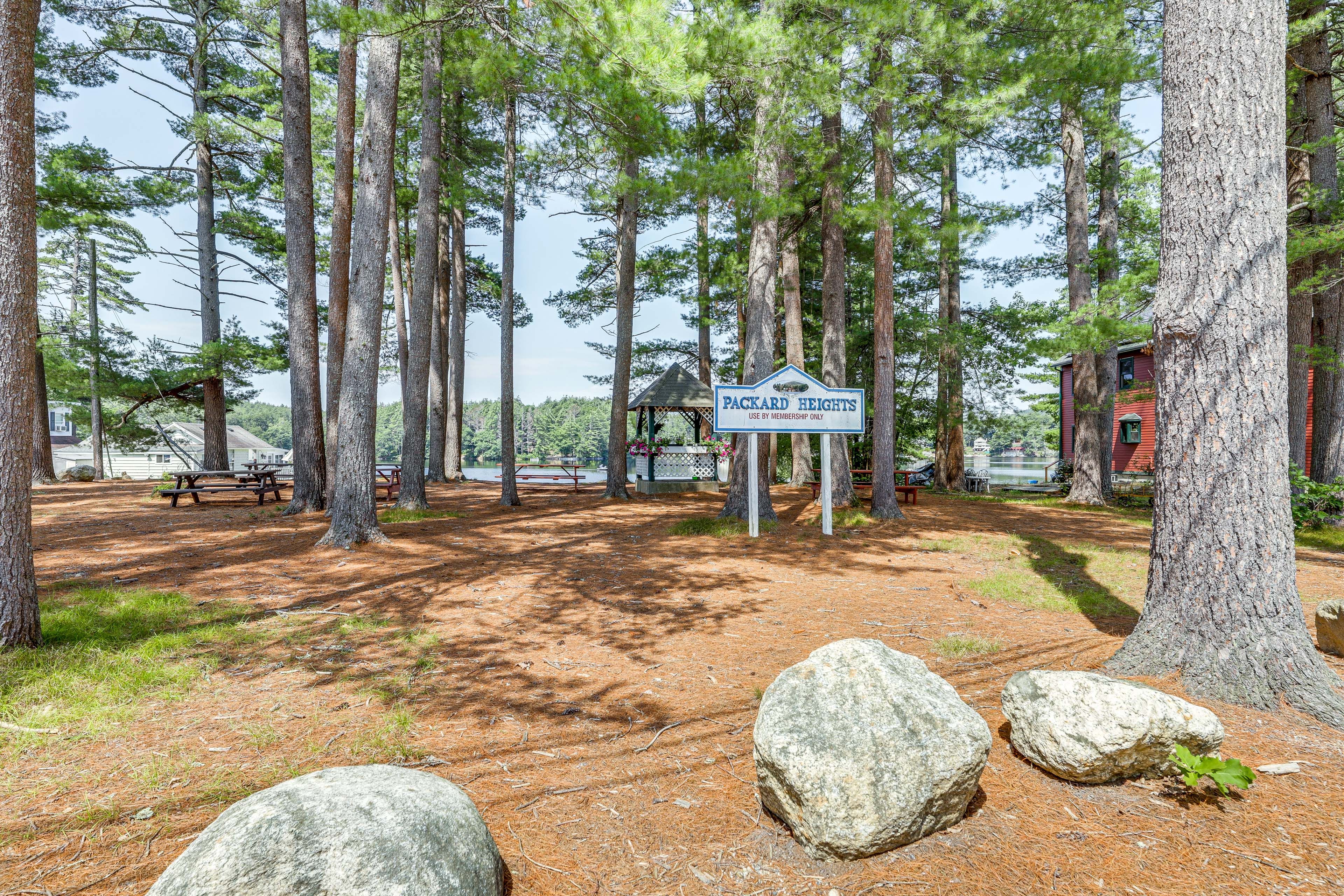 Community Lakefront Park