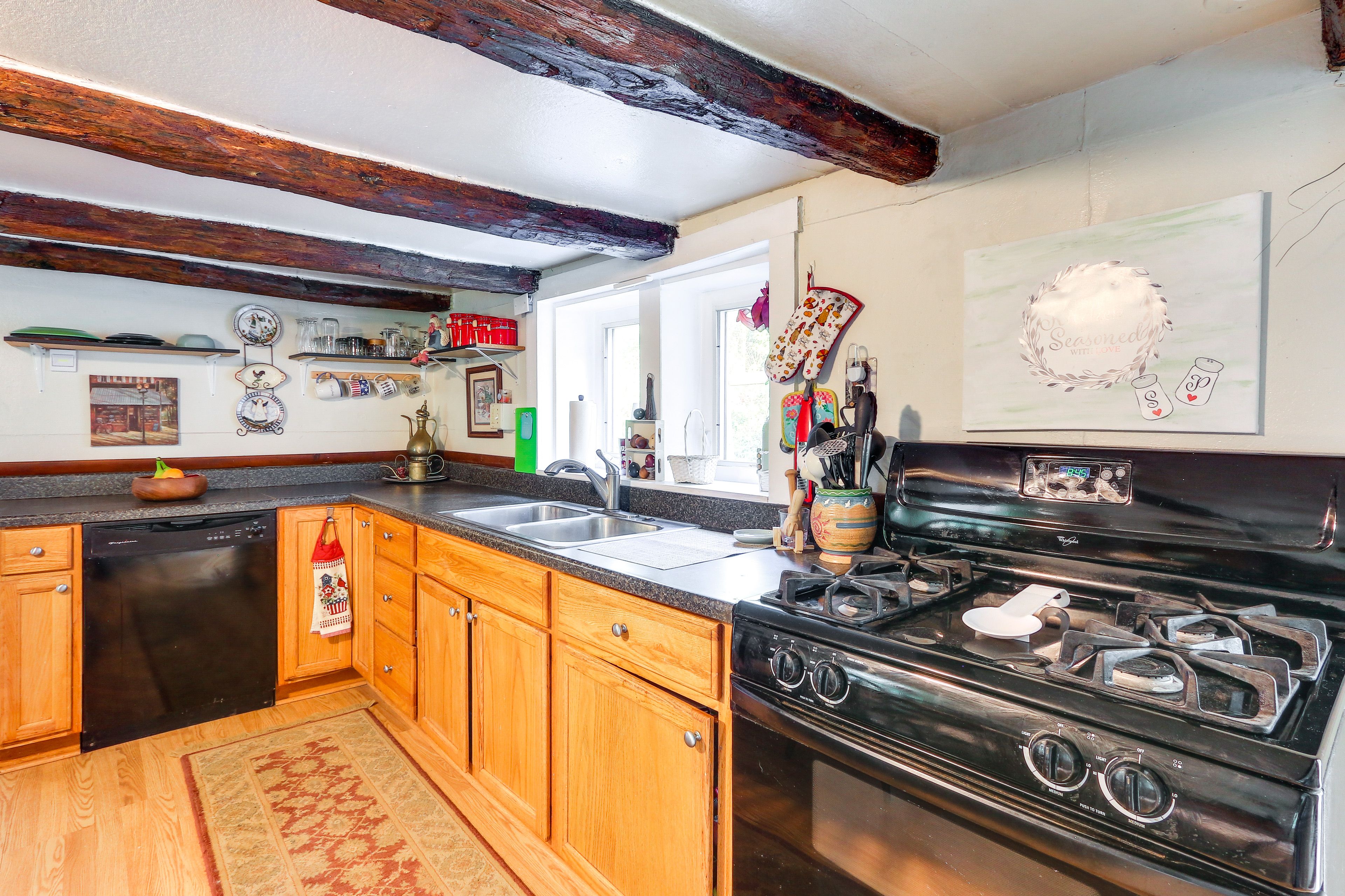 Kitchen | Coffee Maker | Dishwasher | Cooking Utensils