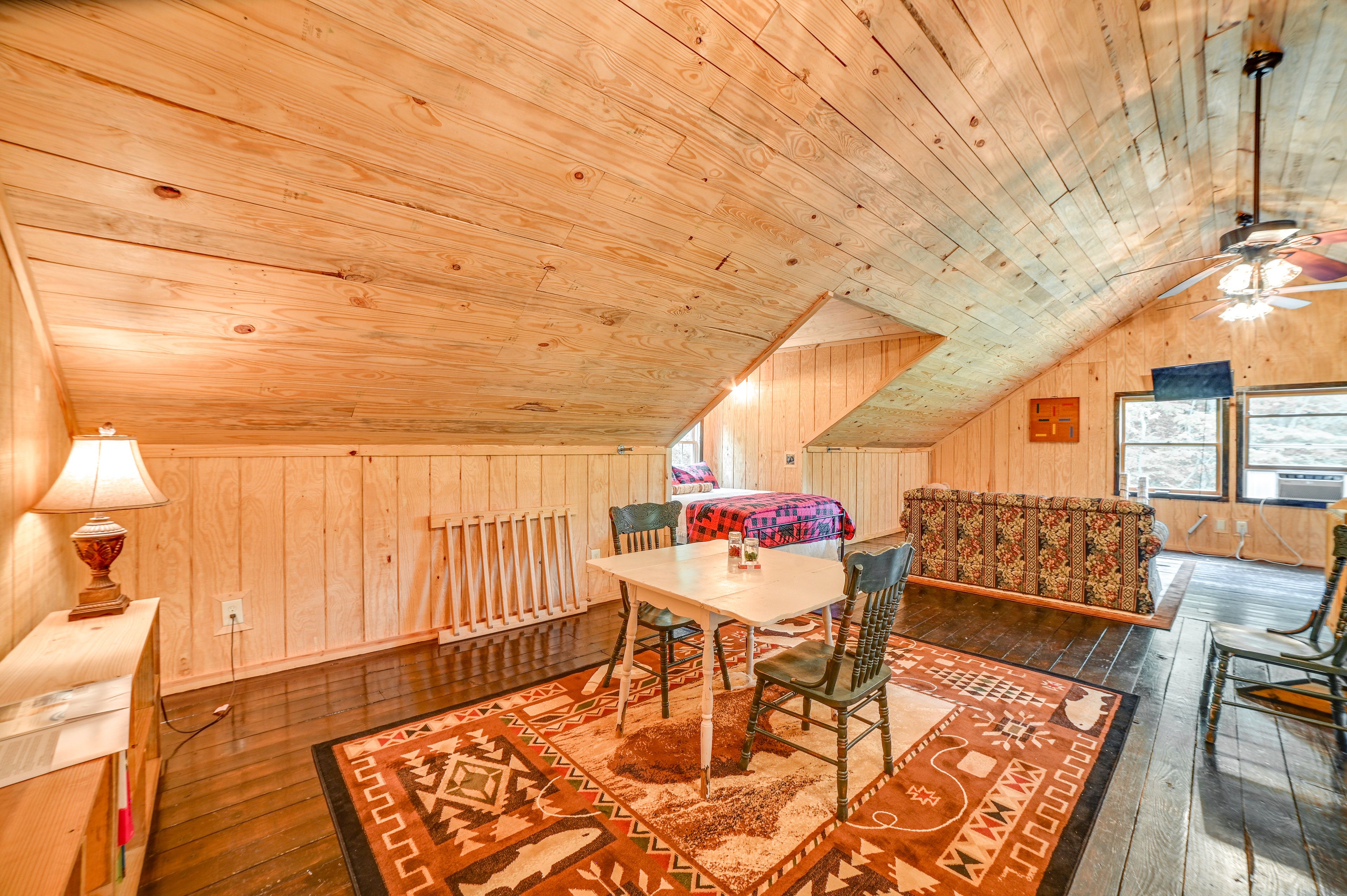 Studio | 2nd Floor | 2 Queen Beds | Smart TV w/ Cable | Window A/C Unit