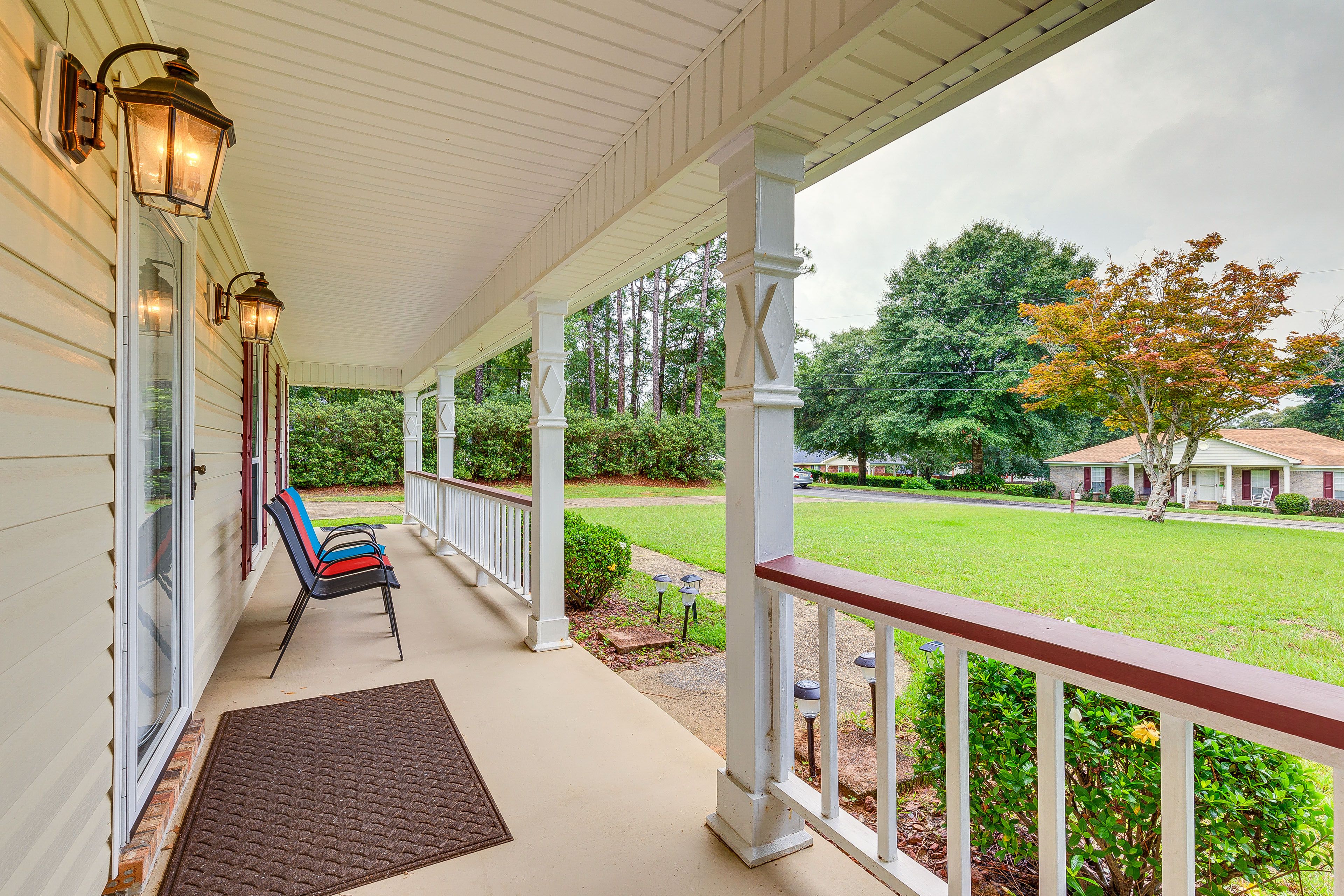 Porch | Outdoor Seating