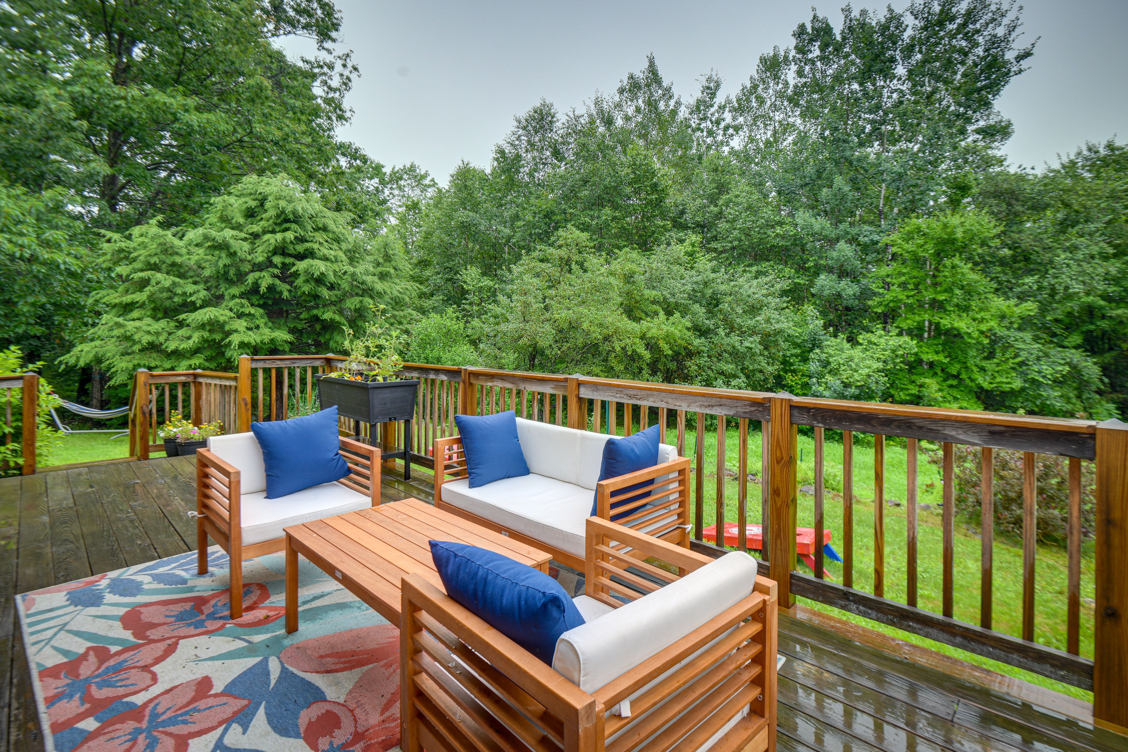 Alexandria Vacation Rental | 3BR | 2BA | Stairs Required | 2,800 Sq Ft