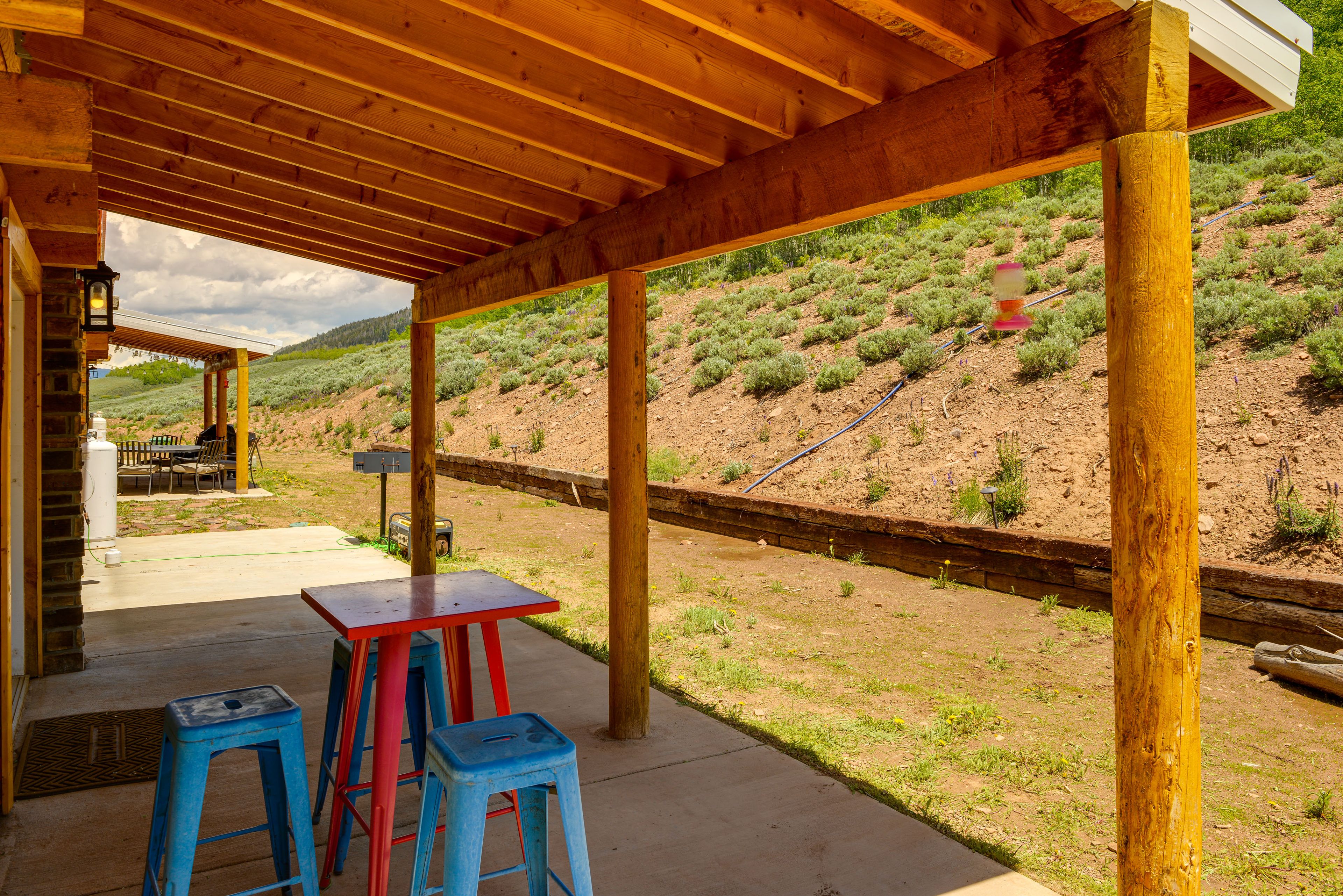 Patio | Charcoal Grill (BYO Charcoal)