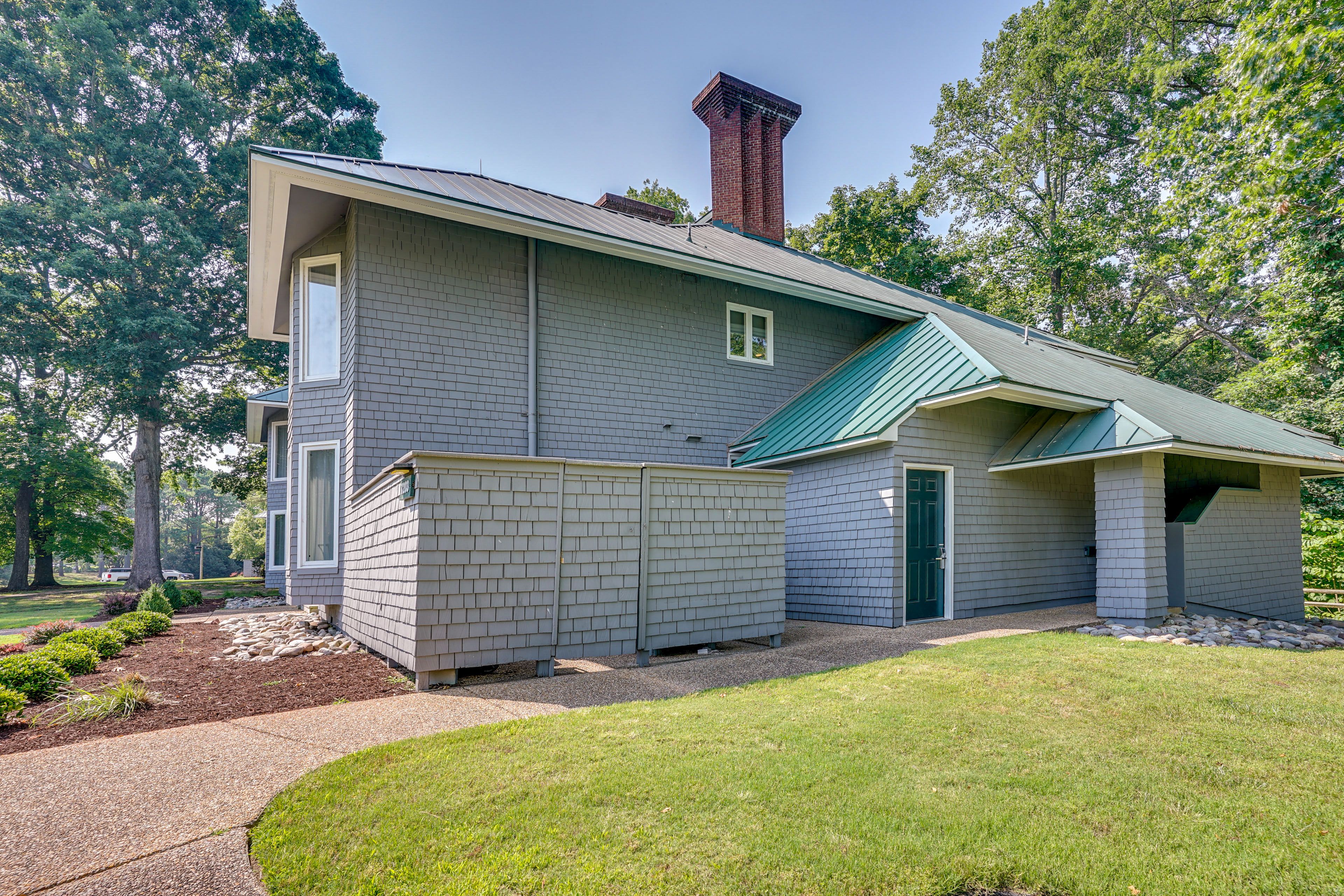 Unit Exterior