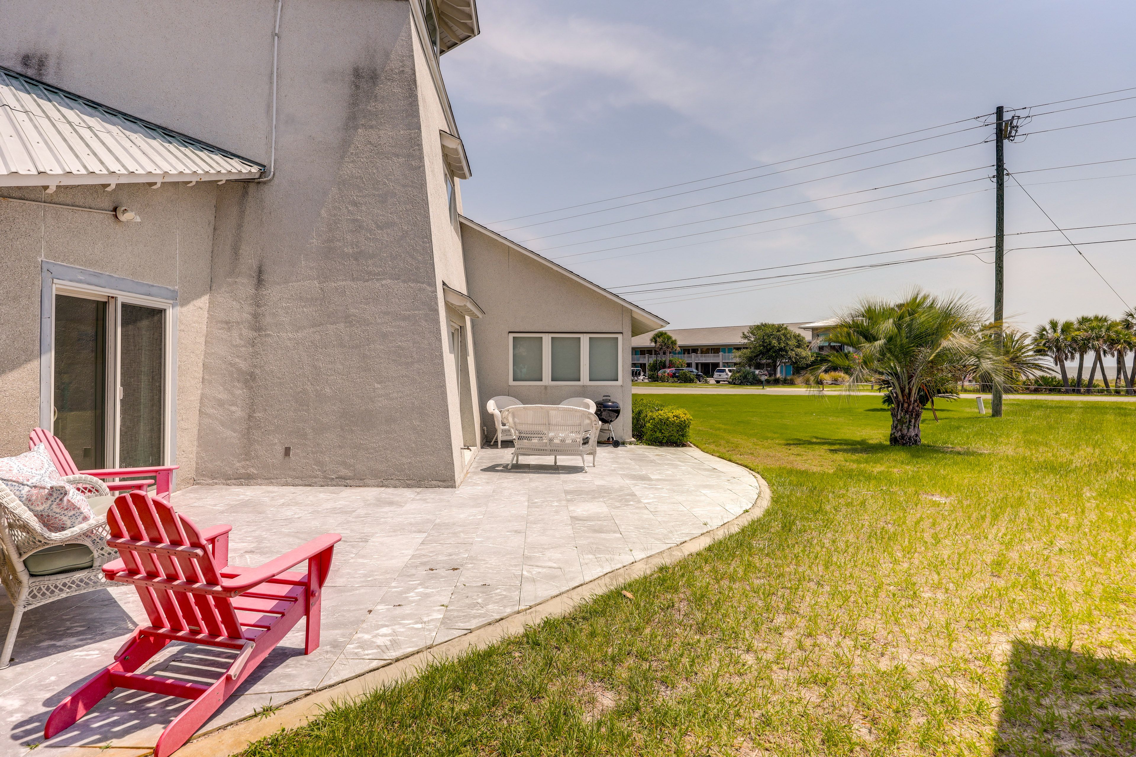 Patio | Outdoor Seating | Charcoal Grill