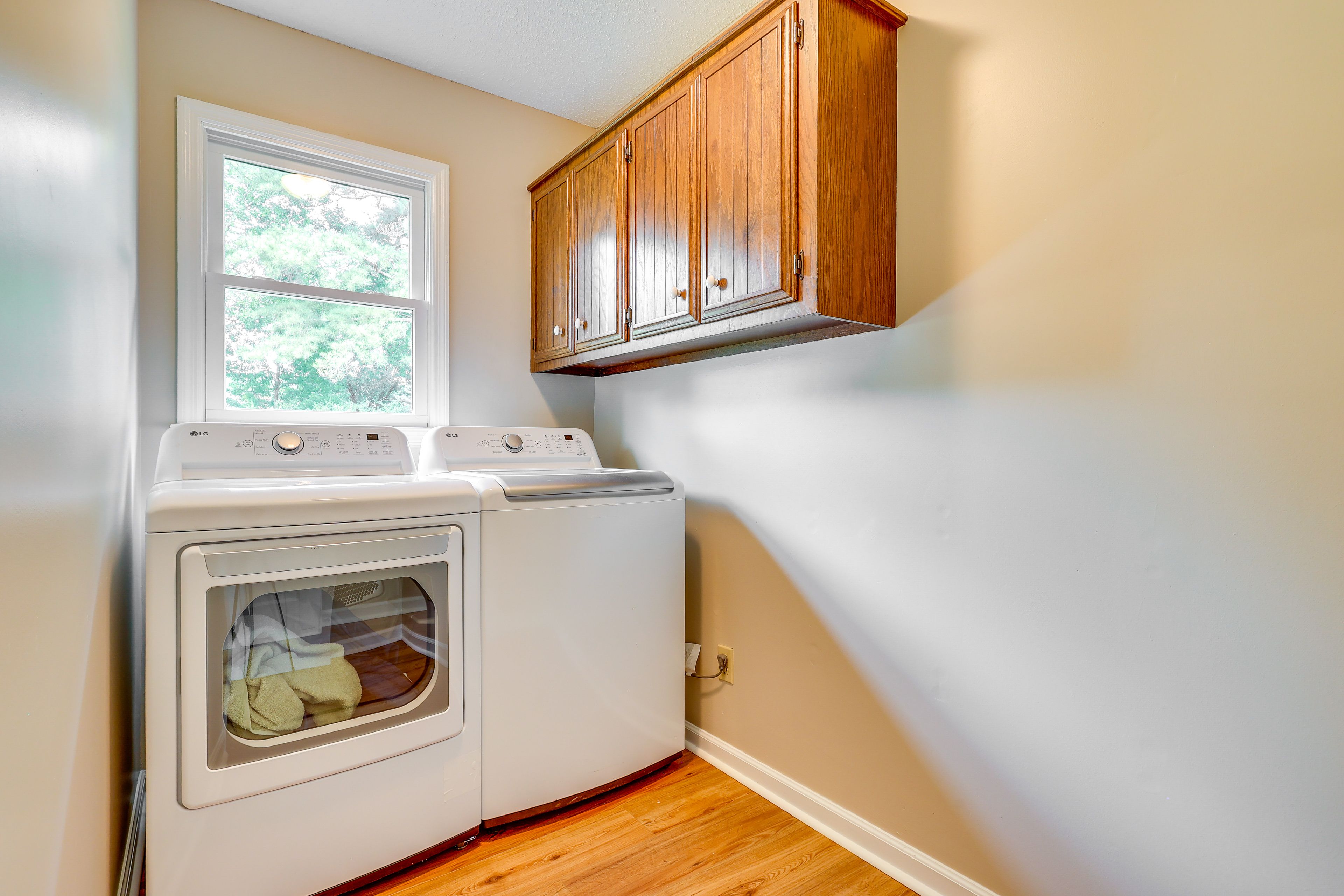 Laundry | Detergent Provided