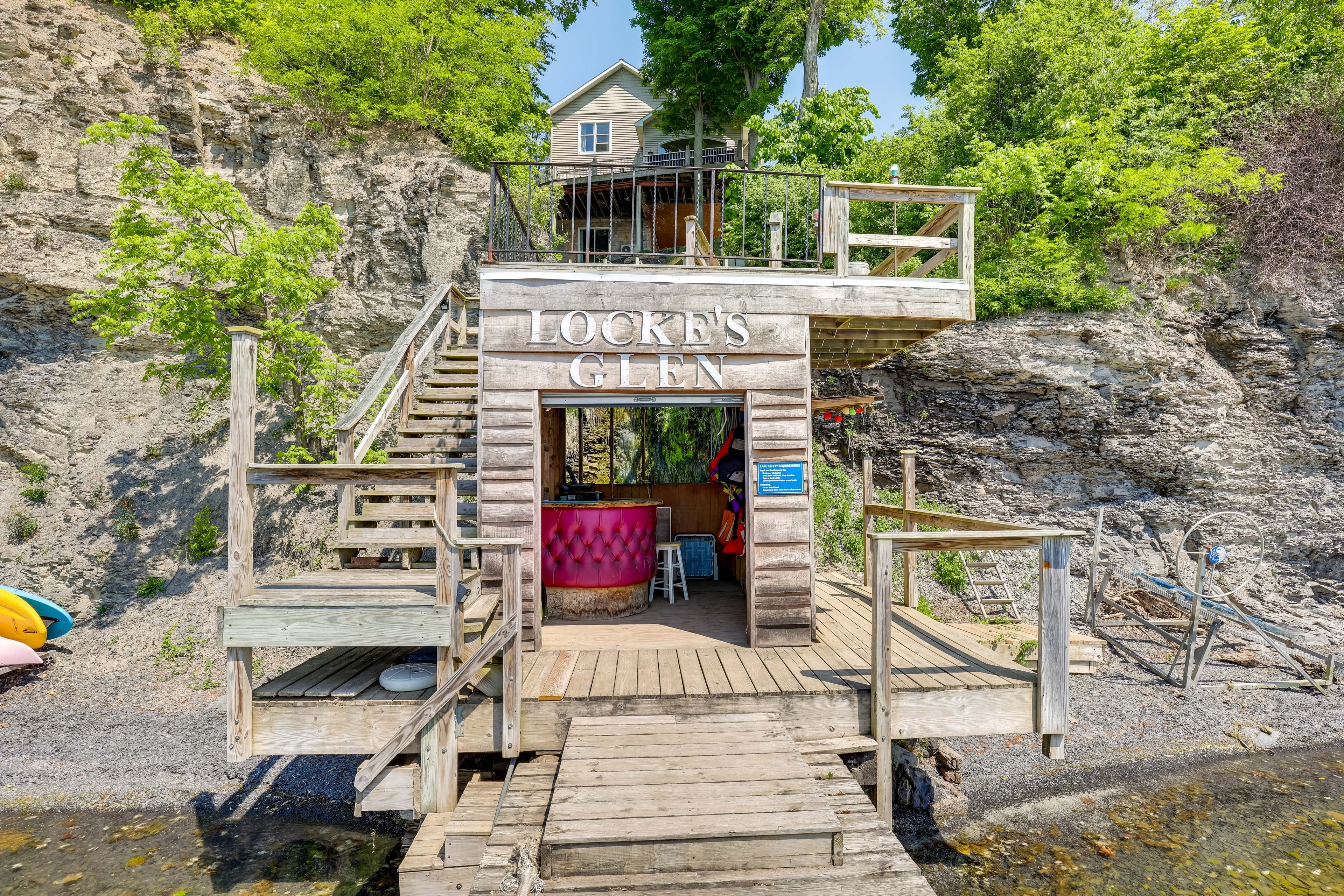Dock House & Private Bar