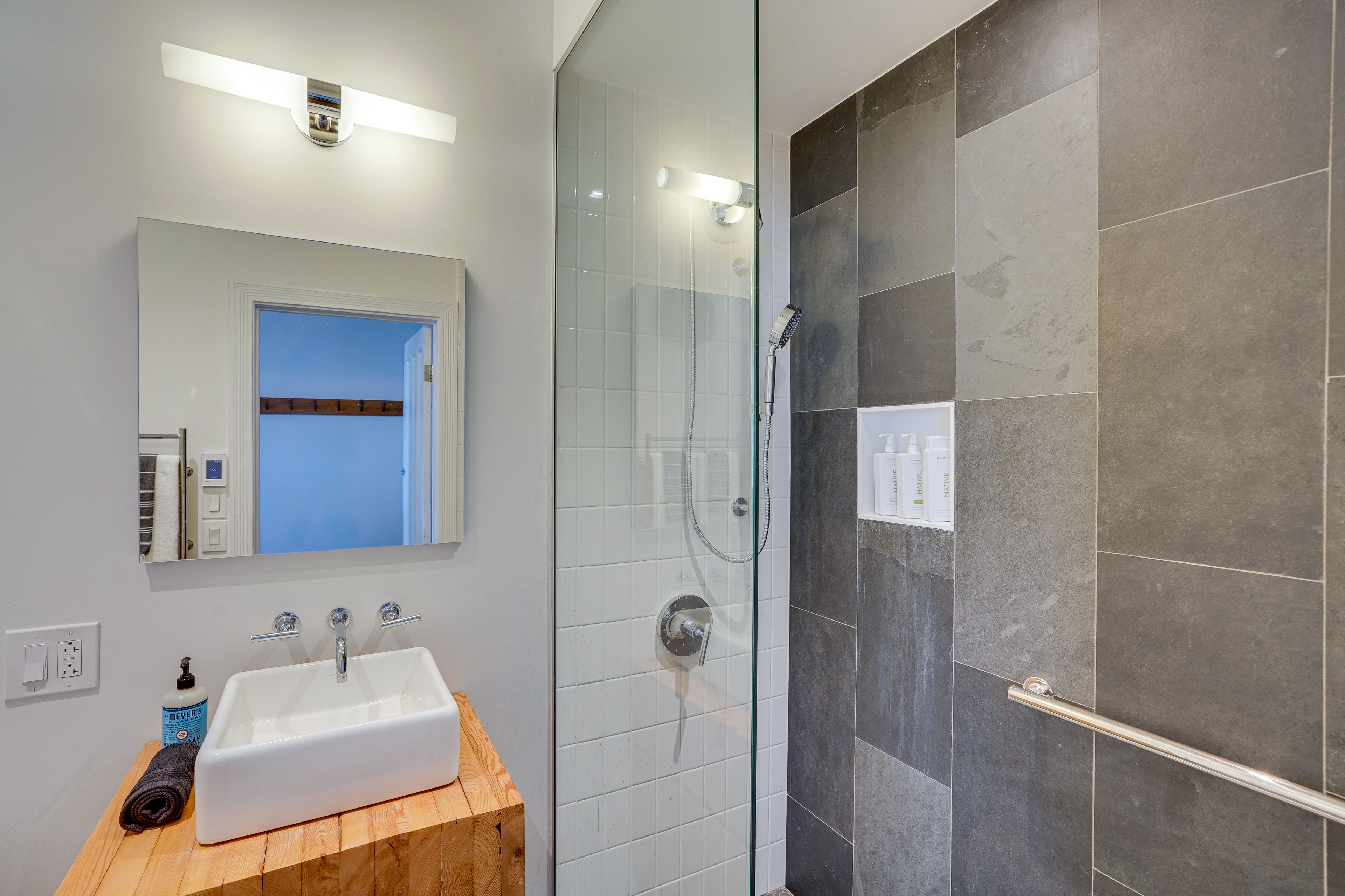 Full Bath | Complimentary Toiletries | Towels Provided | 1st Floor