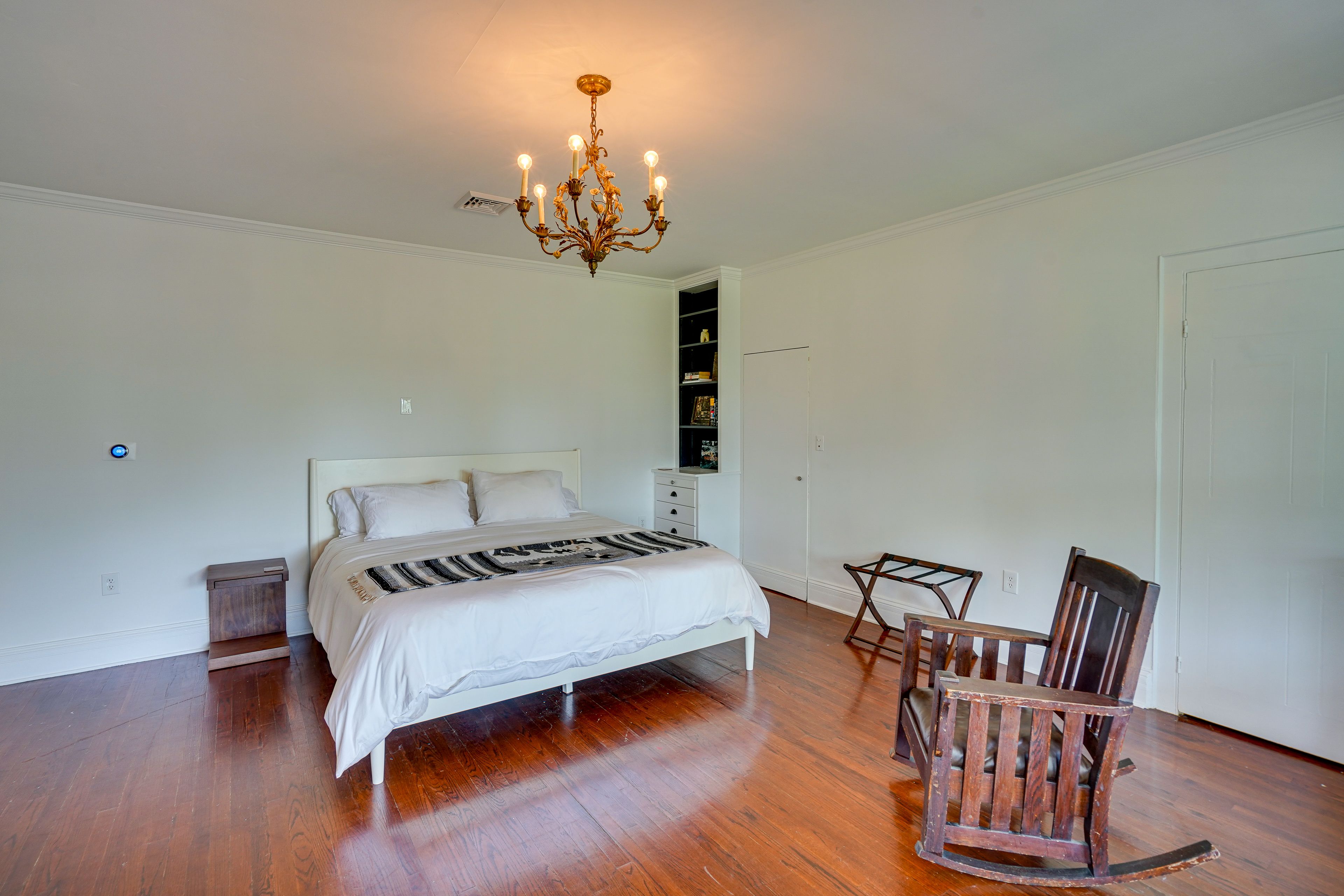 Bedroom 2 | King Bed | Queen Sleeper Sofa | 2nd Floor