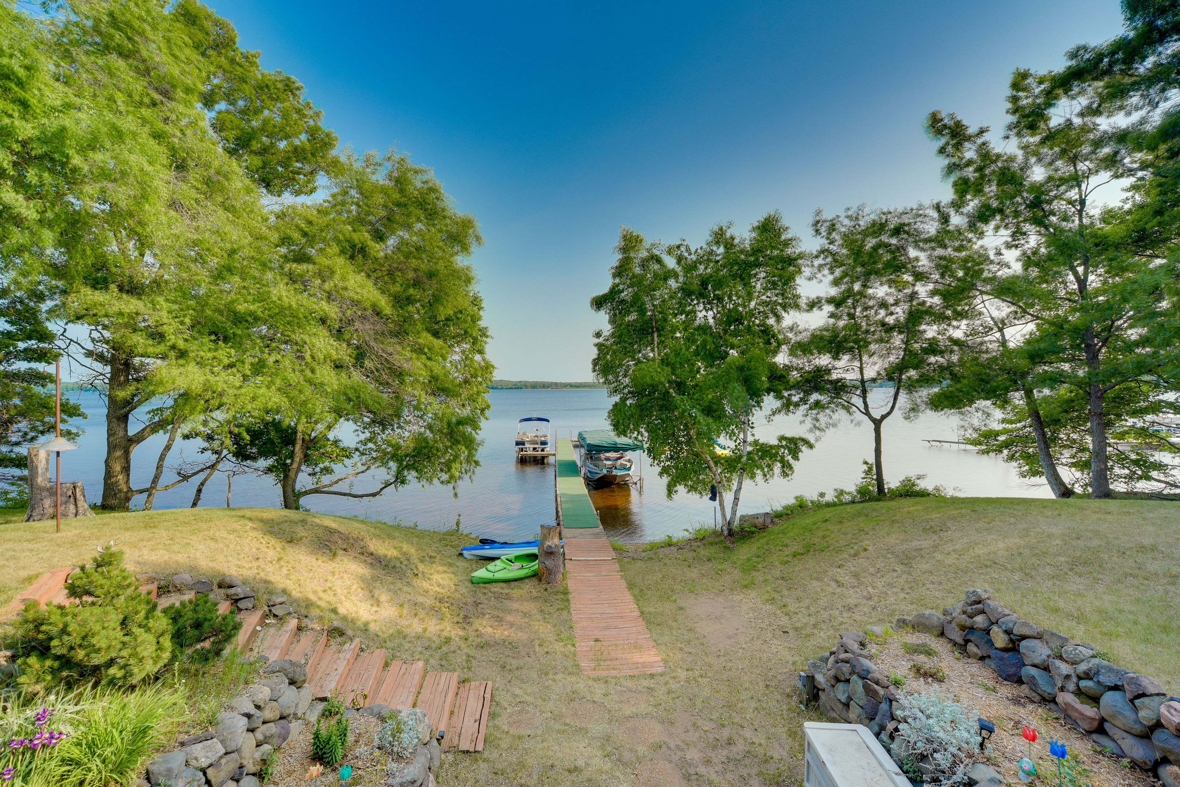 Stone Lake Vacation Rental | 2BR | 2BA | 1,700 Sq Ft | 2 Exterior Steps Required