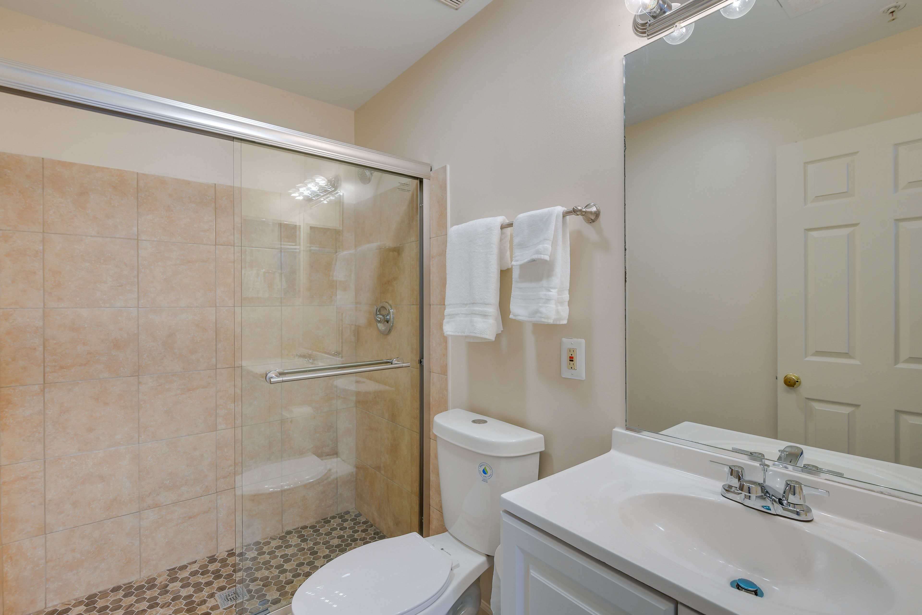 Full Bathroom