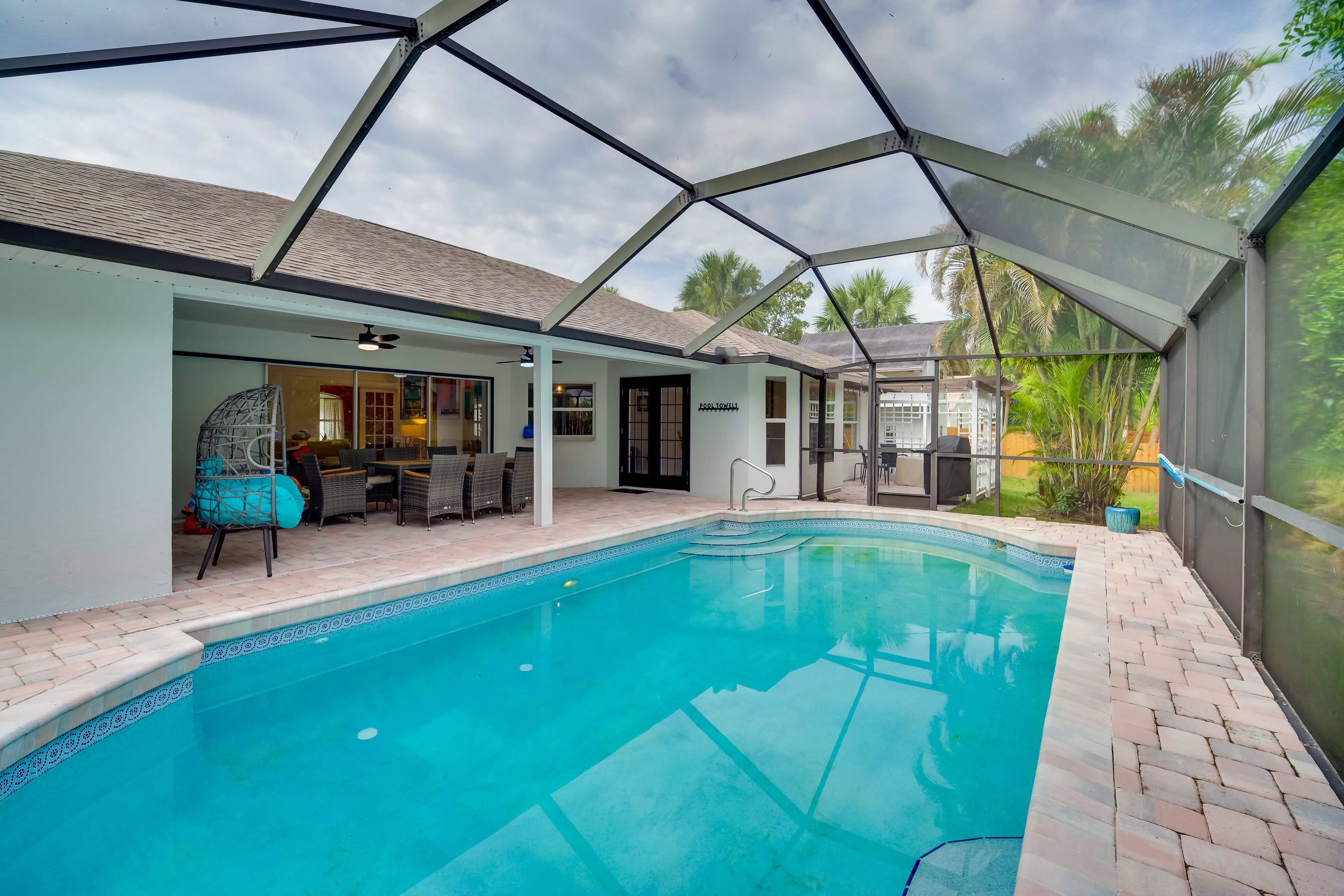Lanai | Private Pool | Free WiFi