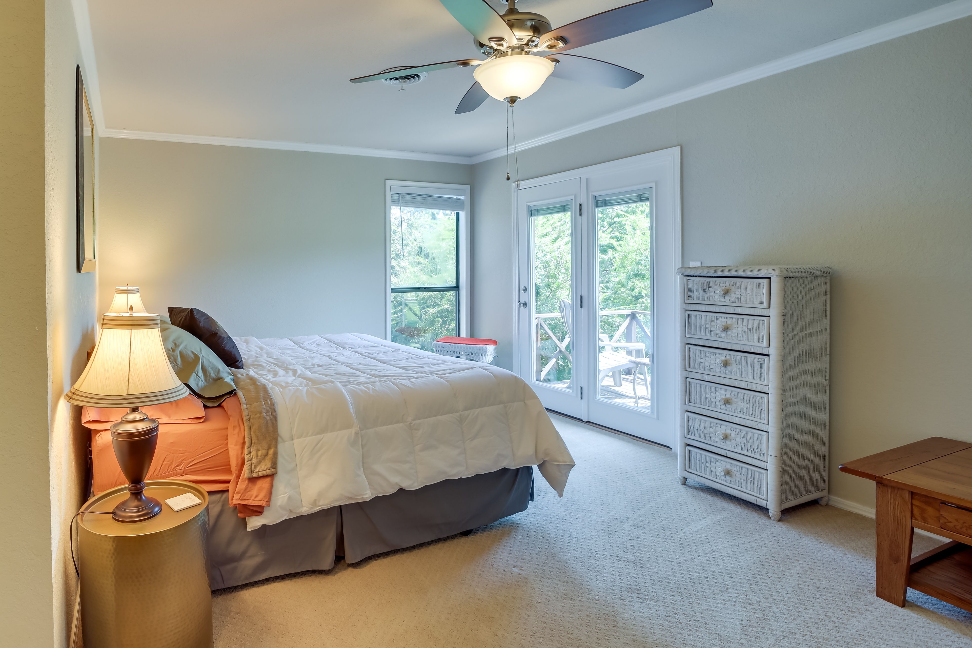 Bedroom 2 | 2nd Floor | King Bed | En-Suite Bathroom | Balcony Access