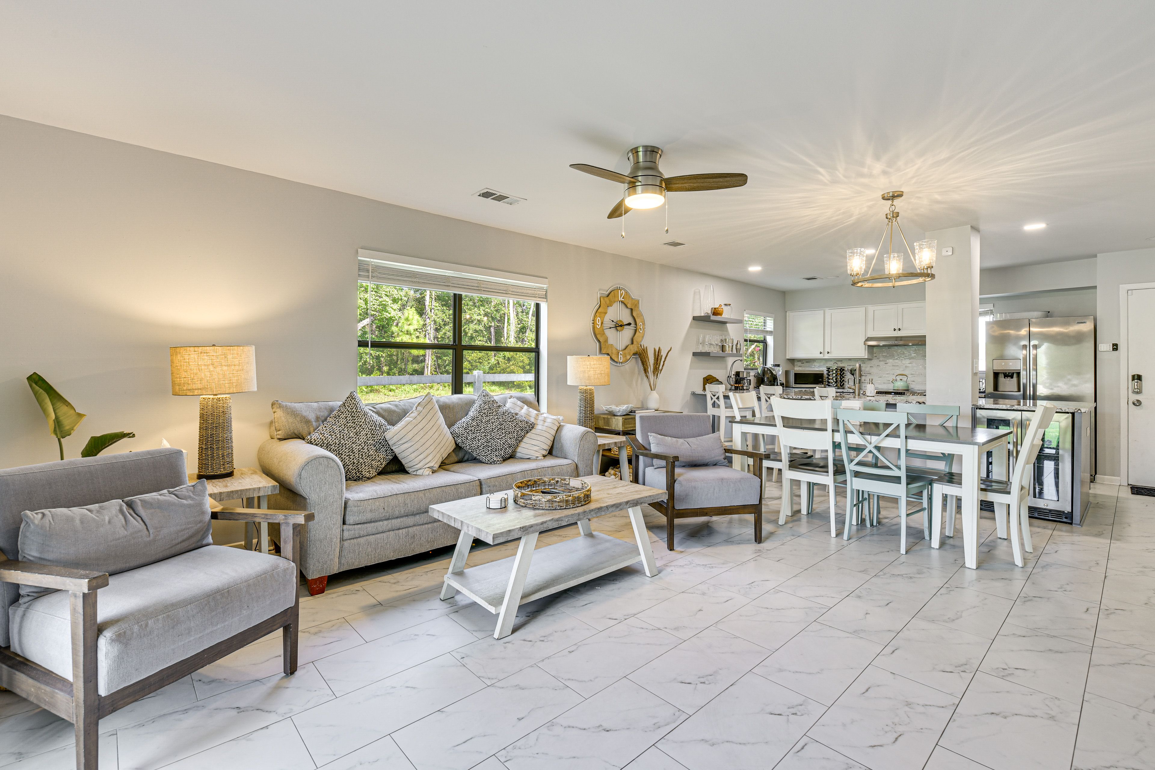 Interior | Open Floor Plan | Free WiFi