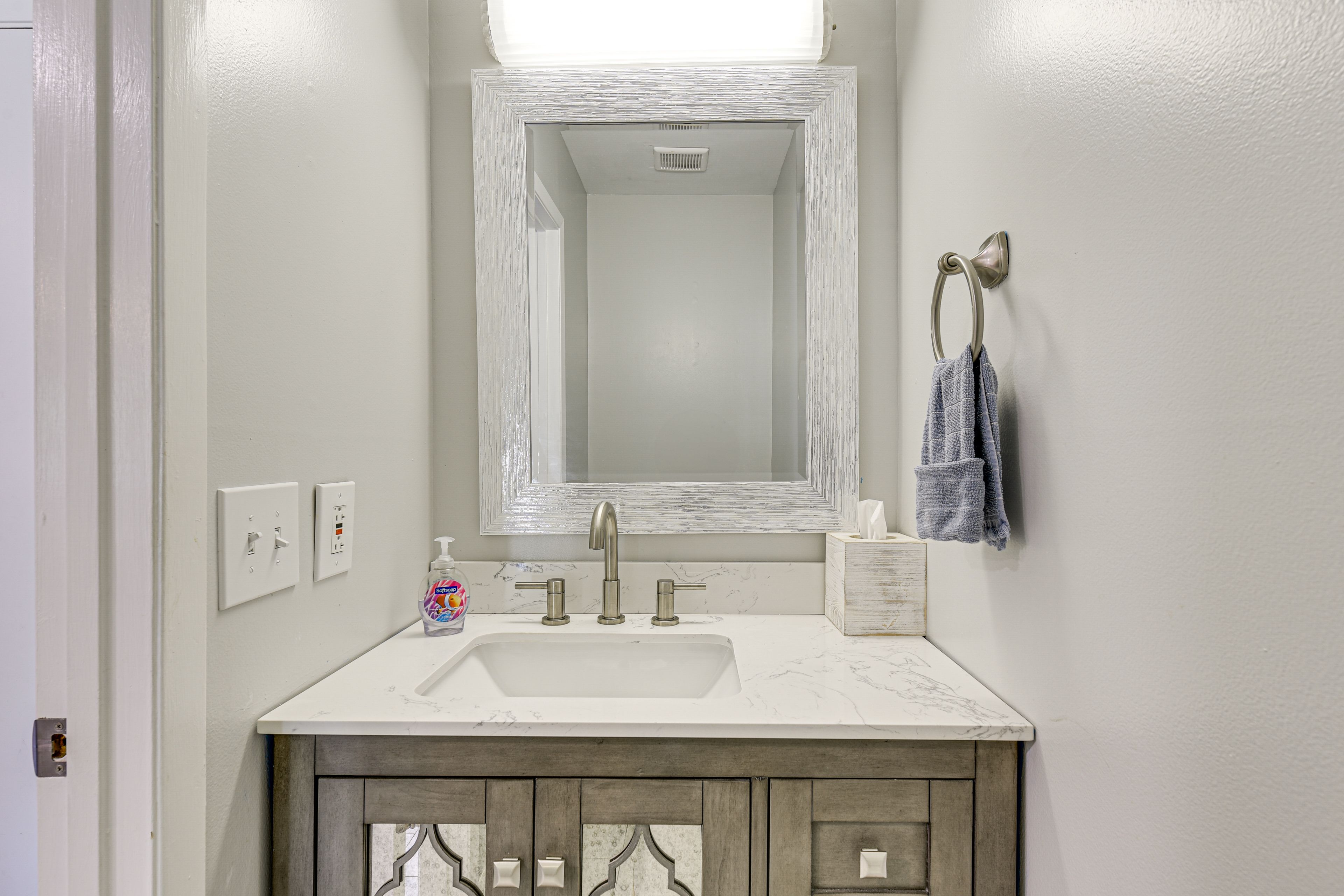 Half Bathroom | 1st Floor