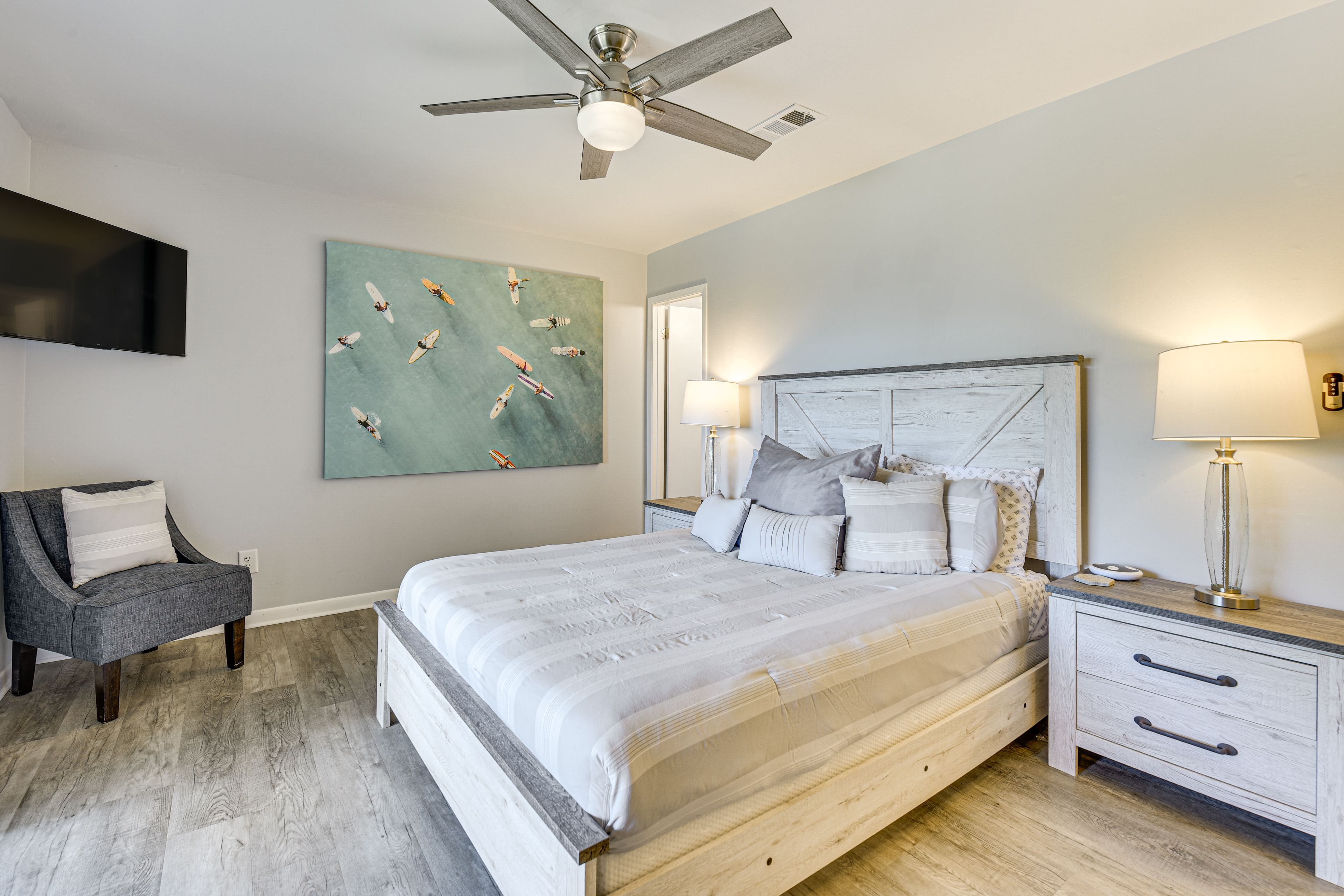 Bedroom 1 | Queen Bed | 2nd Floor | Stairs Required