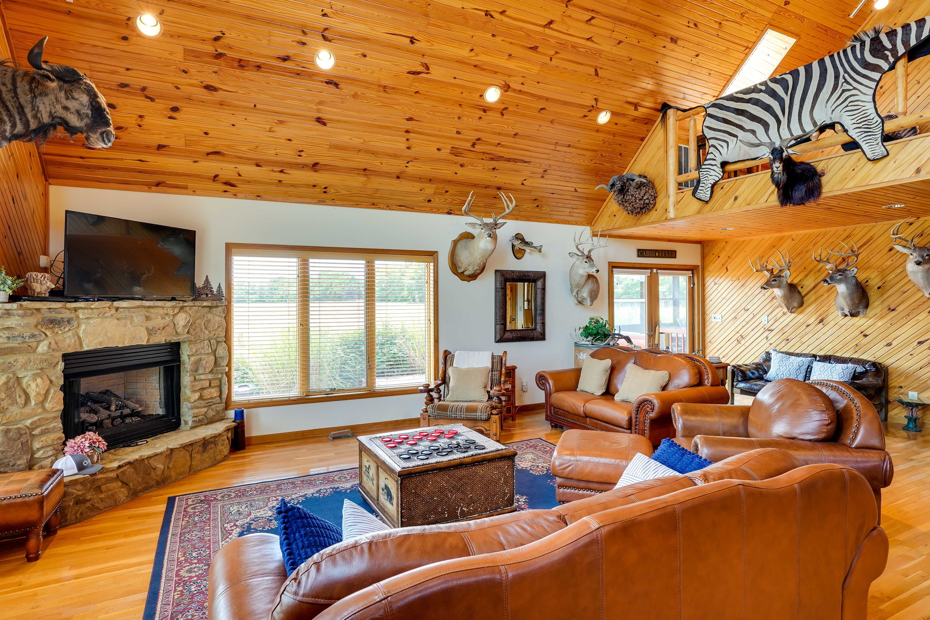Vienna Vacation Rental | 4BR | 3BA | 2,400 Sq Ft | Stairs Required to Access
