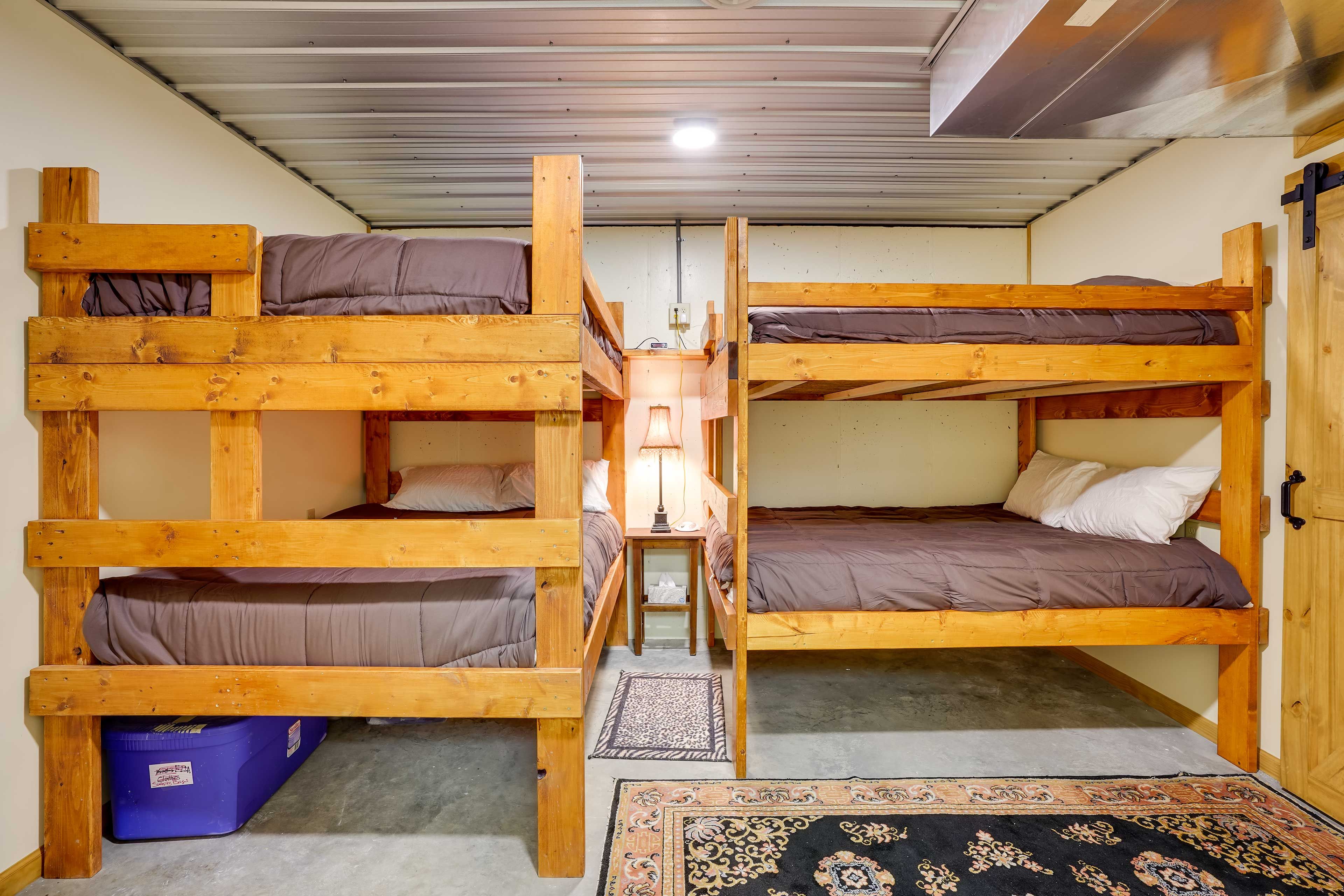 Bedroom 4 | 2 Queen Bunk Beds