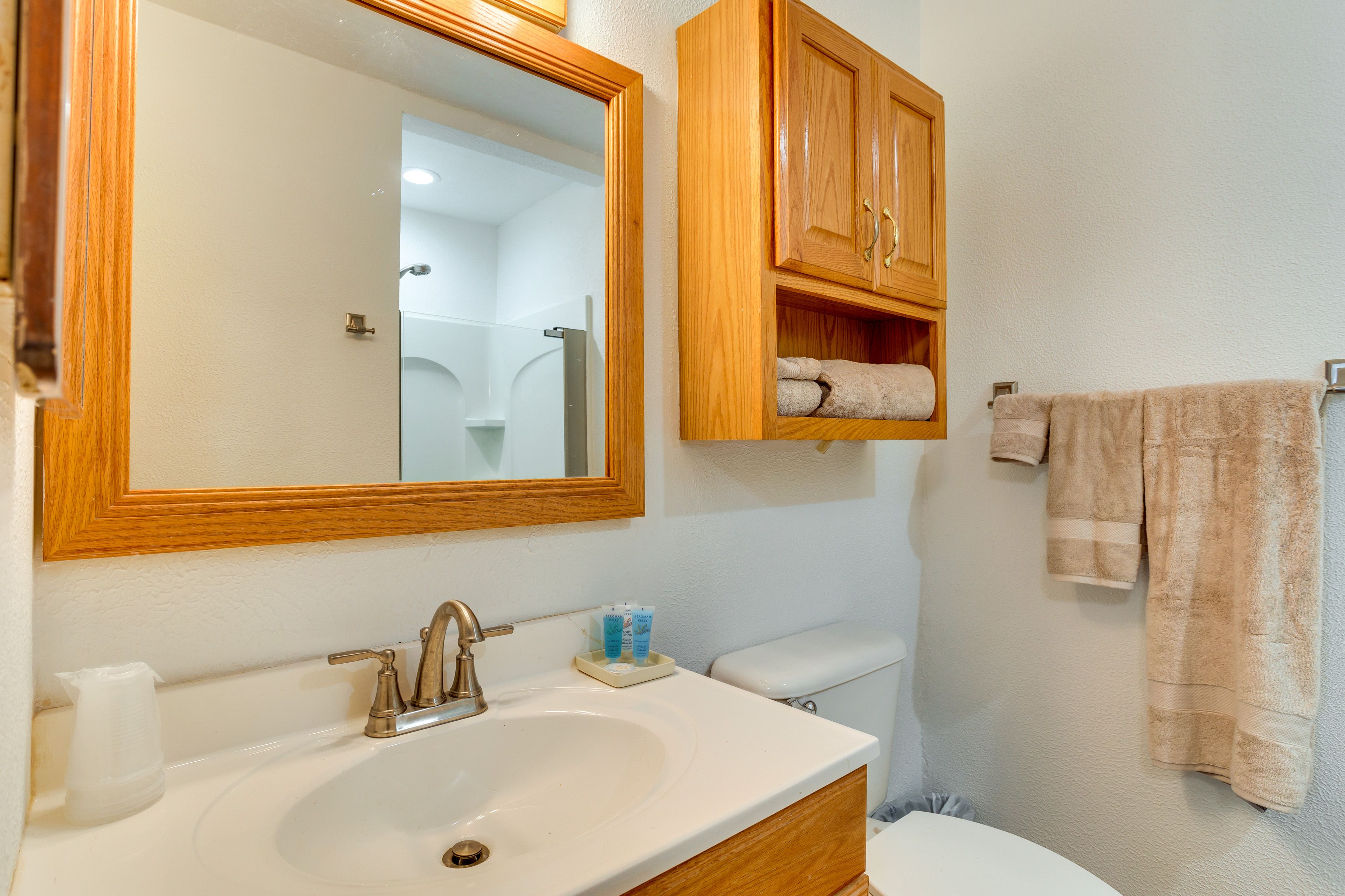 Full Bathroom | 1st Floor | Walk-In Shower | Towels Provided
