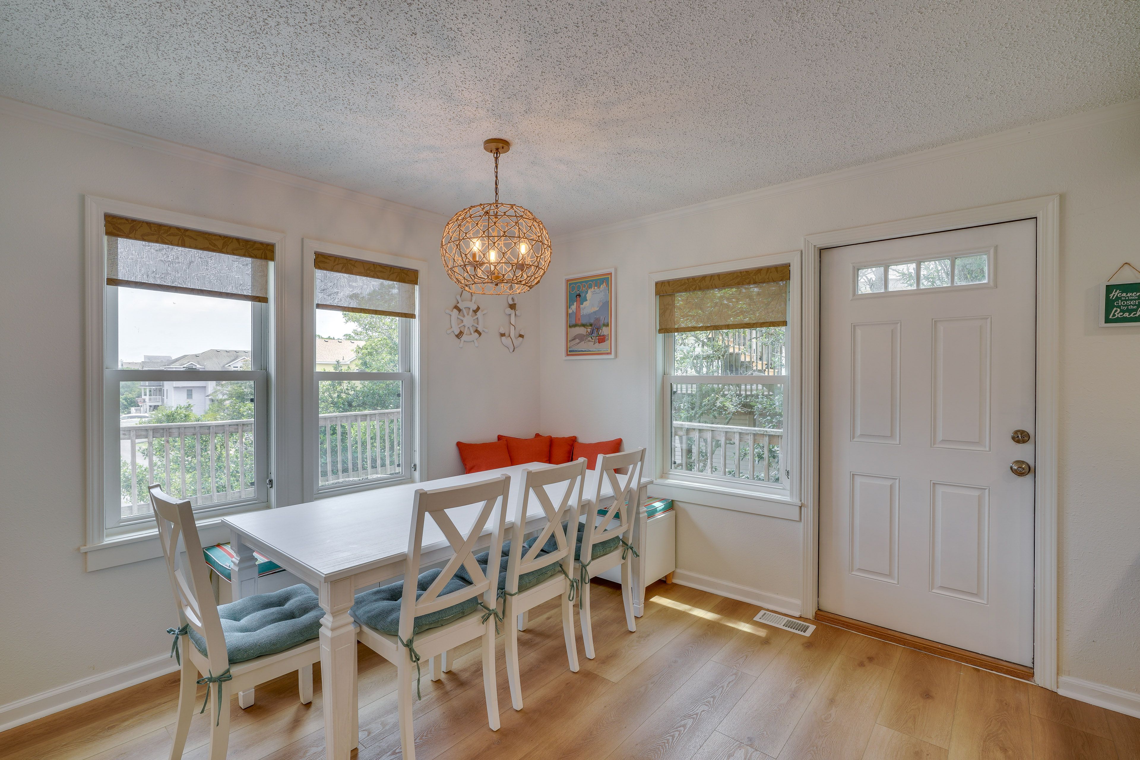 Dining Room | Dishware & Flatware Provided