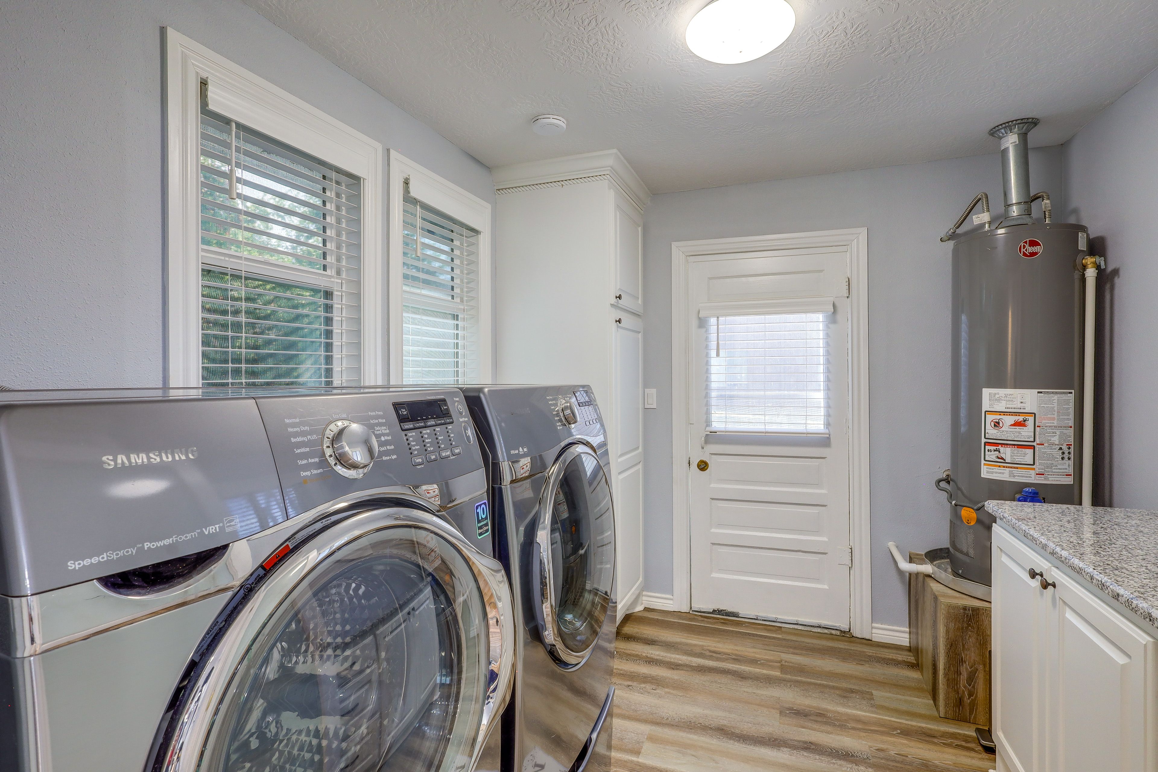 Washer & Dryer