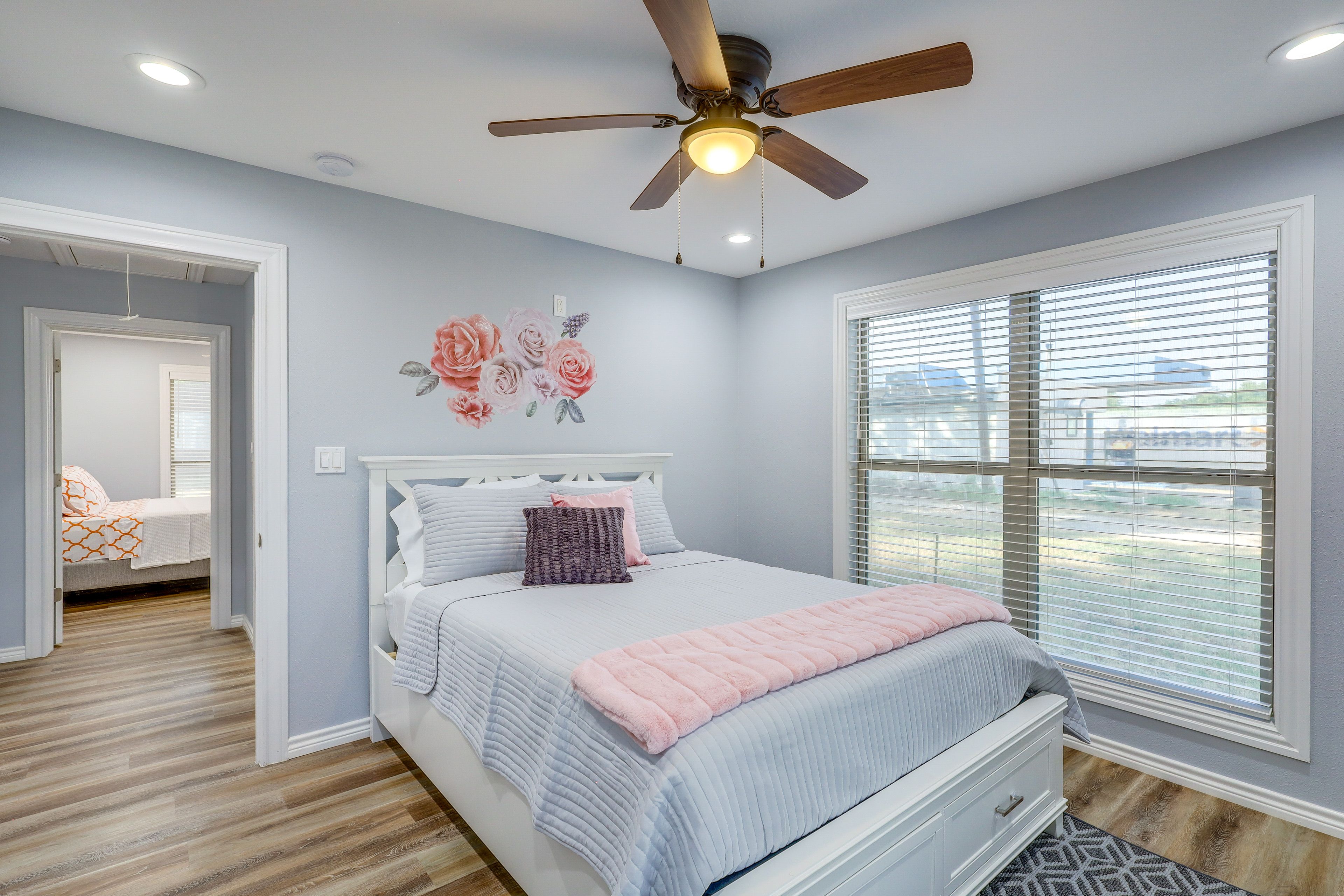Bedroom 1 | Queen Bed | Linens Provided