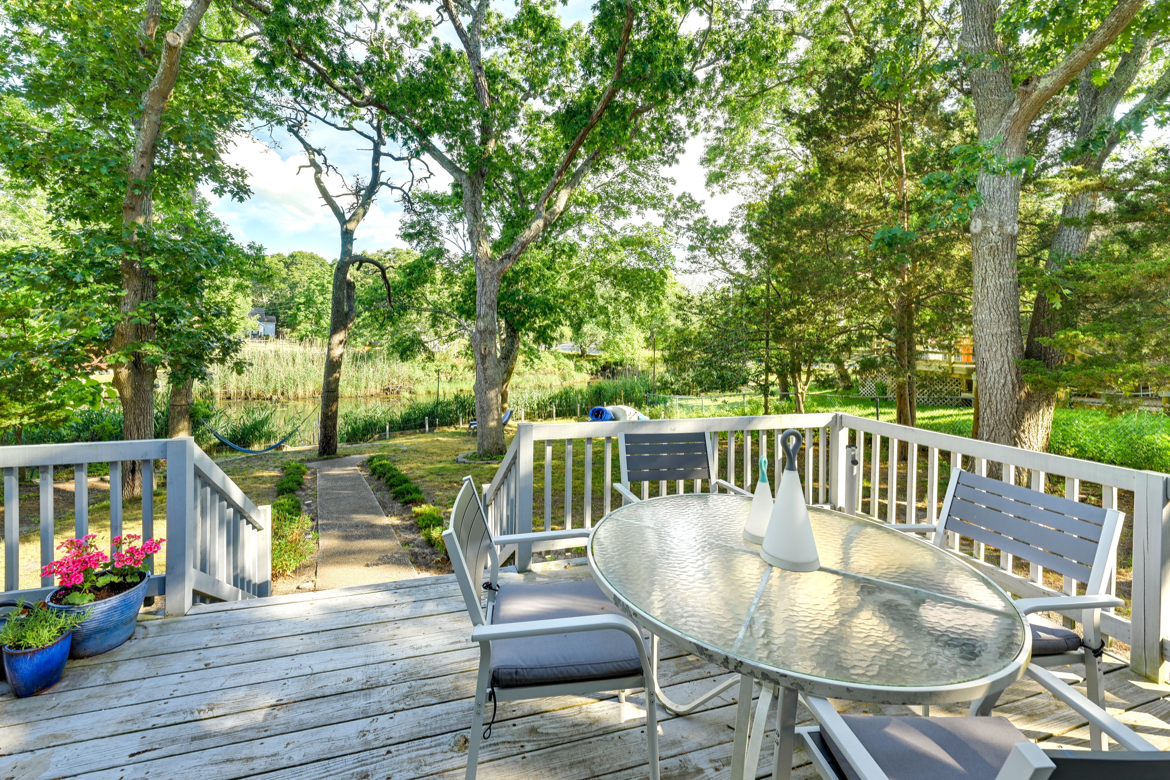 Deck