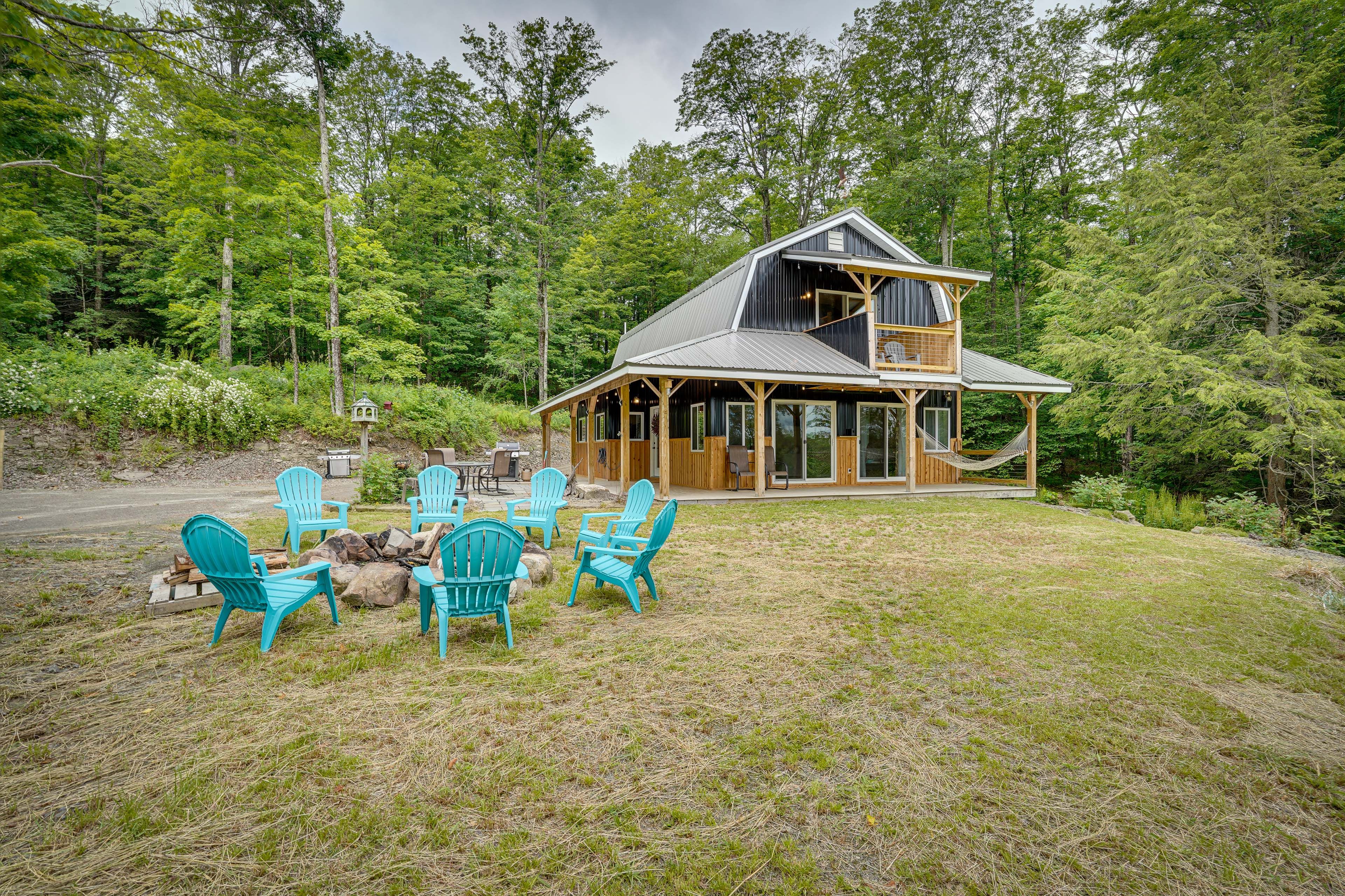 Marathon Vacation Rental | 2BR | 2BA | Half Step to Enter | 1,372 Sq Ft