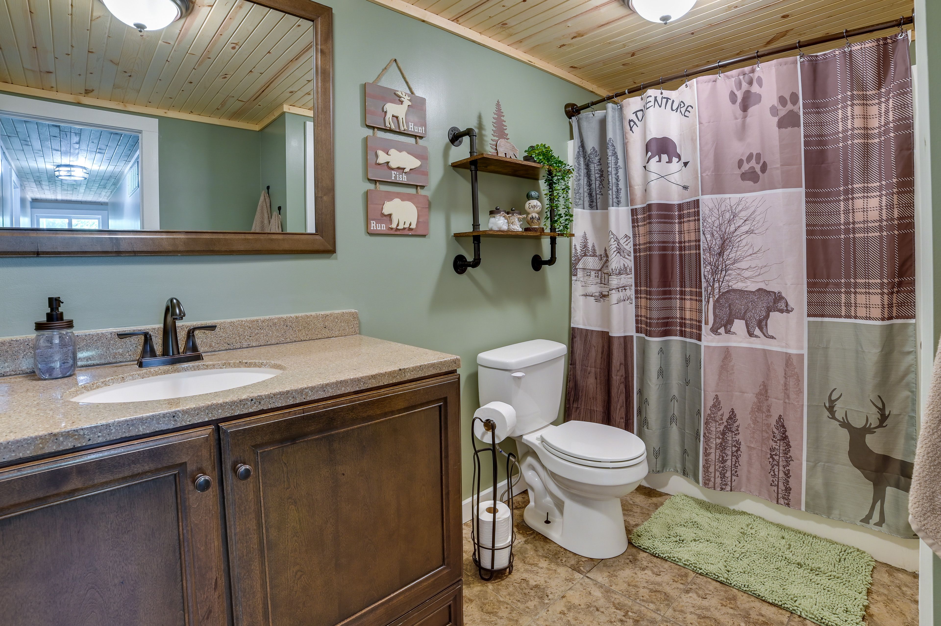 Full Bathroom | 2nd Floor