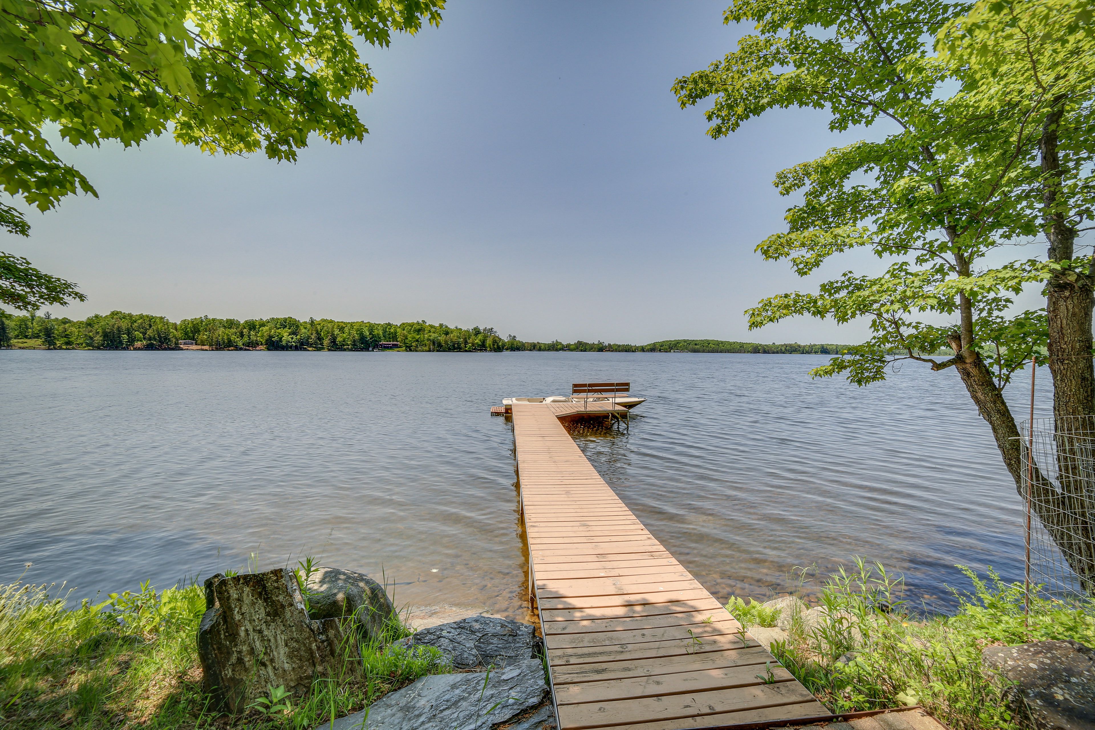 Private Dock | Lakefront