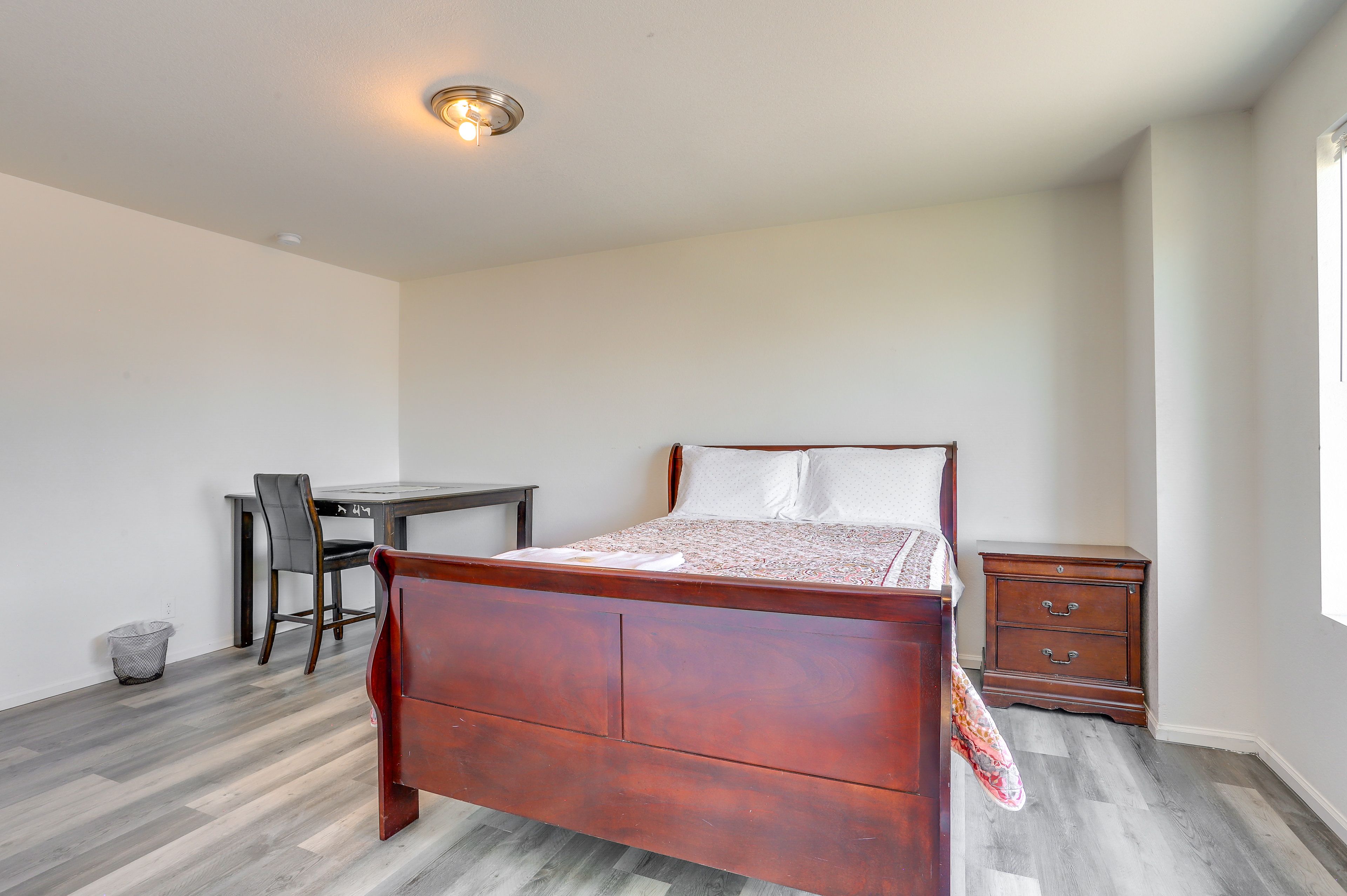 Bedroom 3 | Queen Bed | 2nd Floor