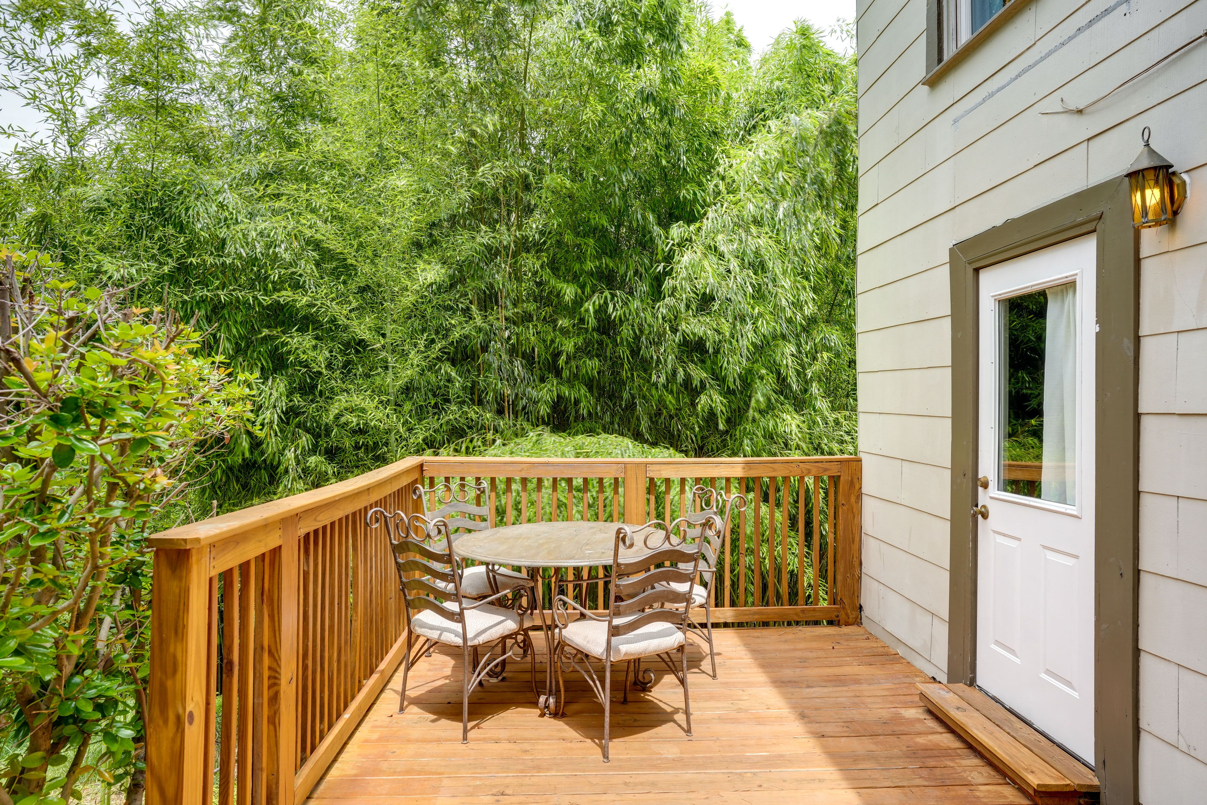 Private Deck w/ Dining Area
