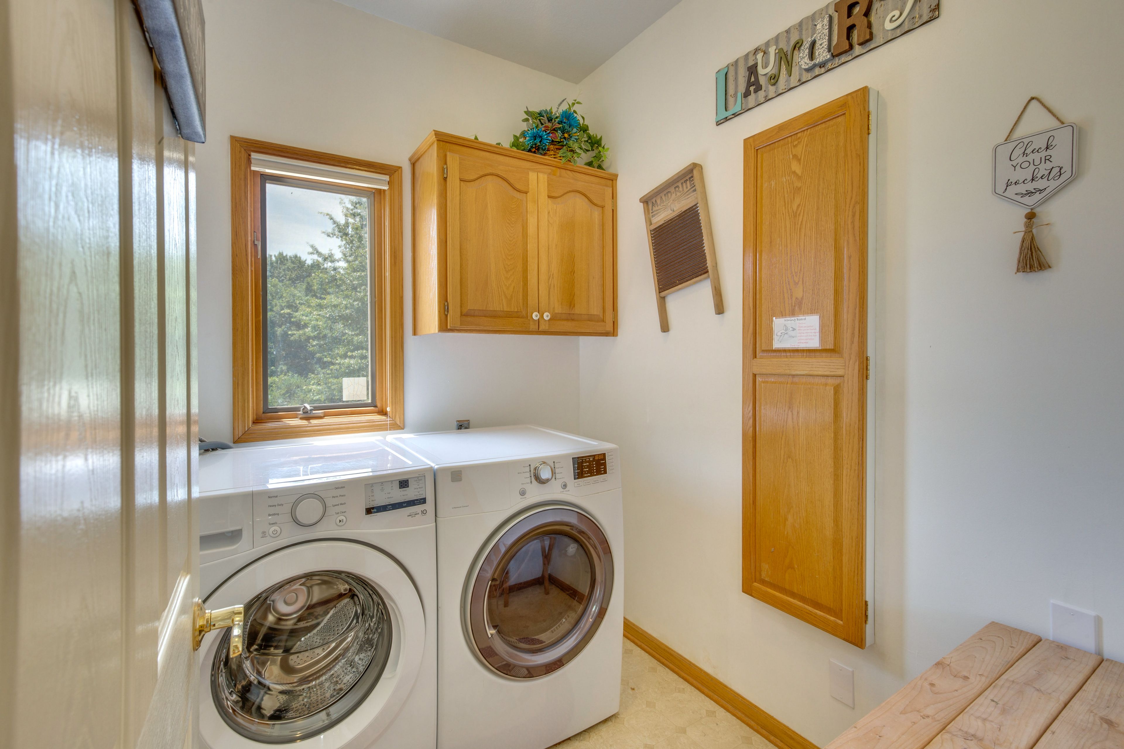 In-Unit Laundry | 1st Floor
