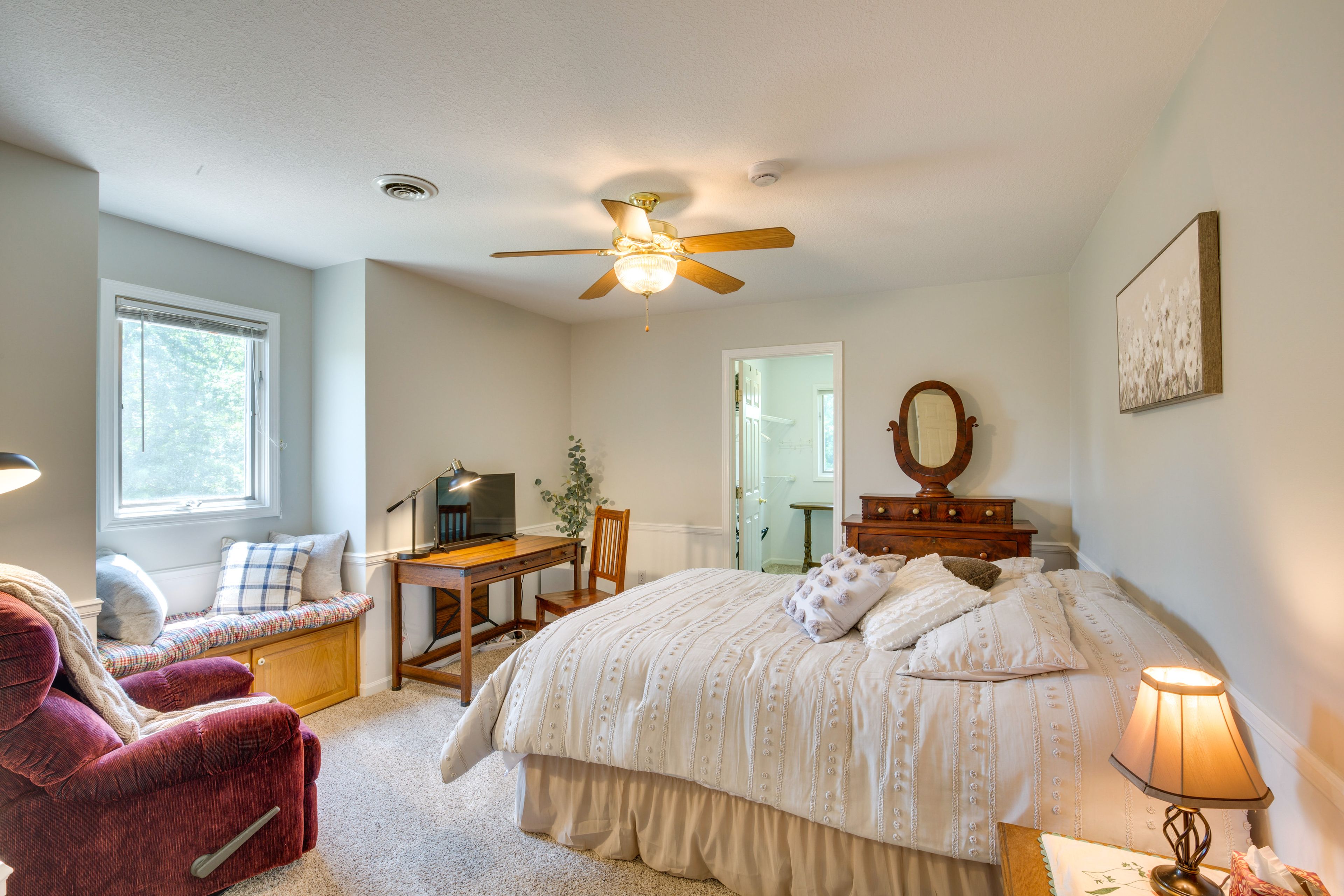 Bedroom 2 | Queen Bed | 2nd Floor | Linens Provided