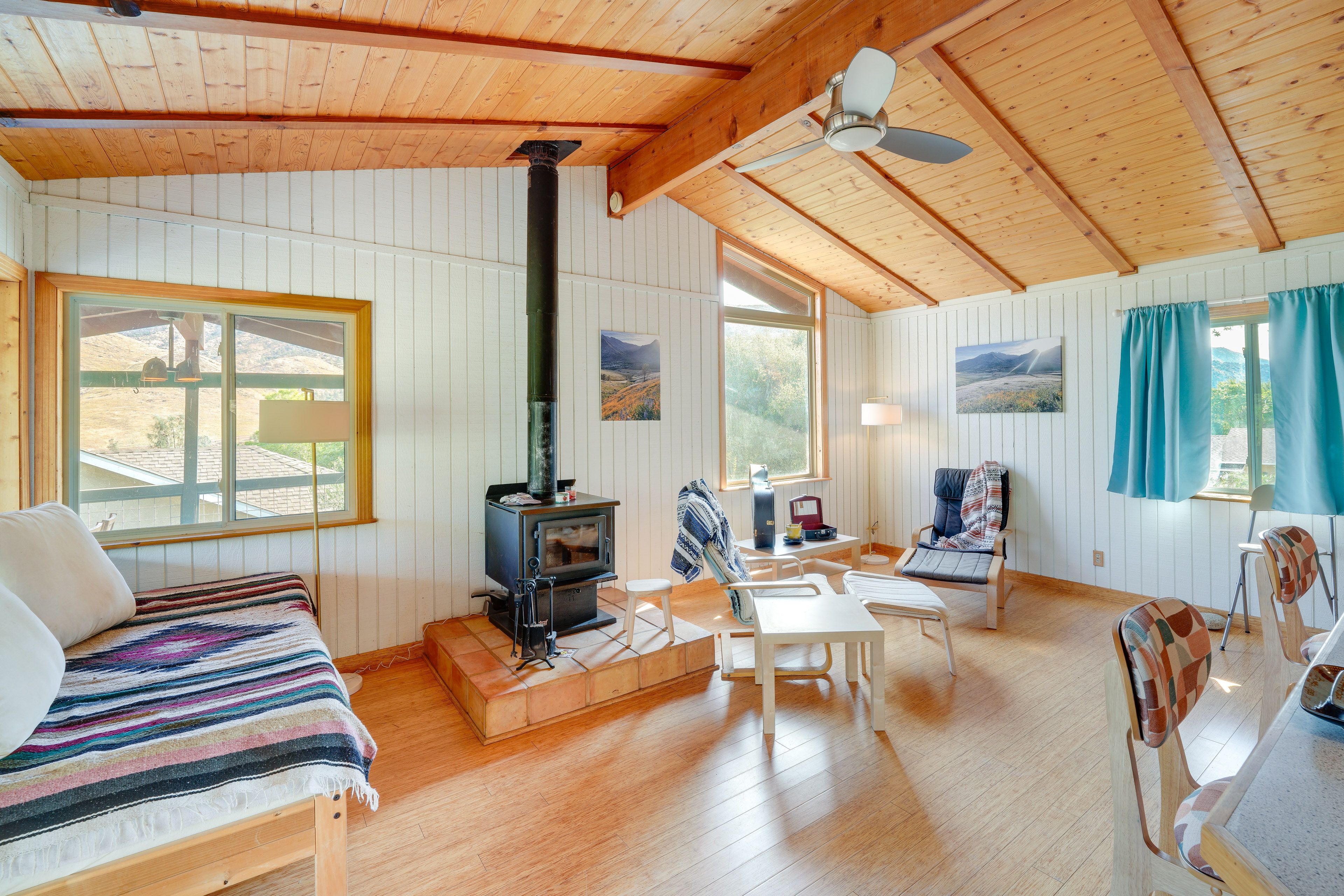 Kernville Vacation Rental | 2BR | 1BA | 900 Sq Ft | Access Only By Stairs