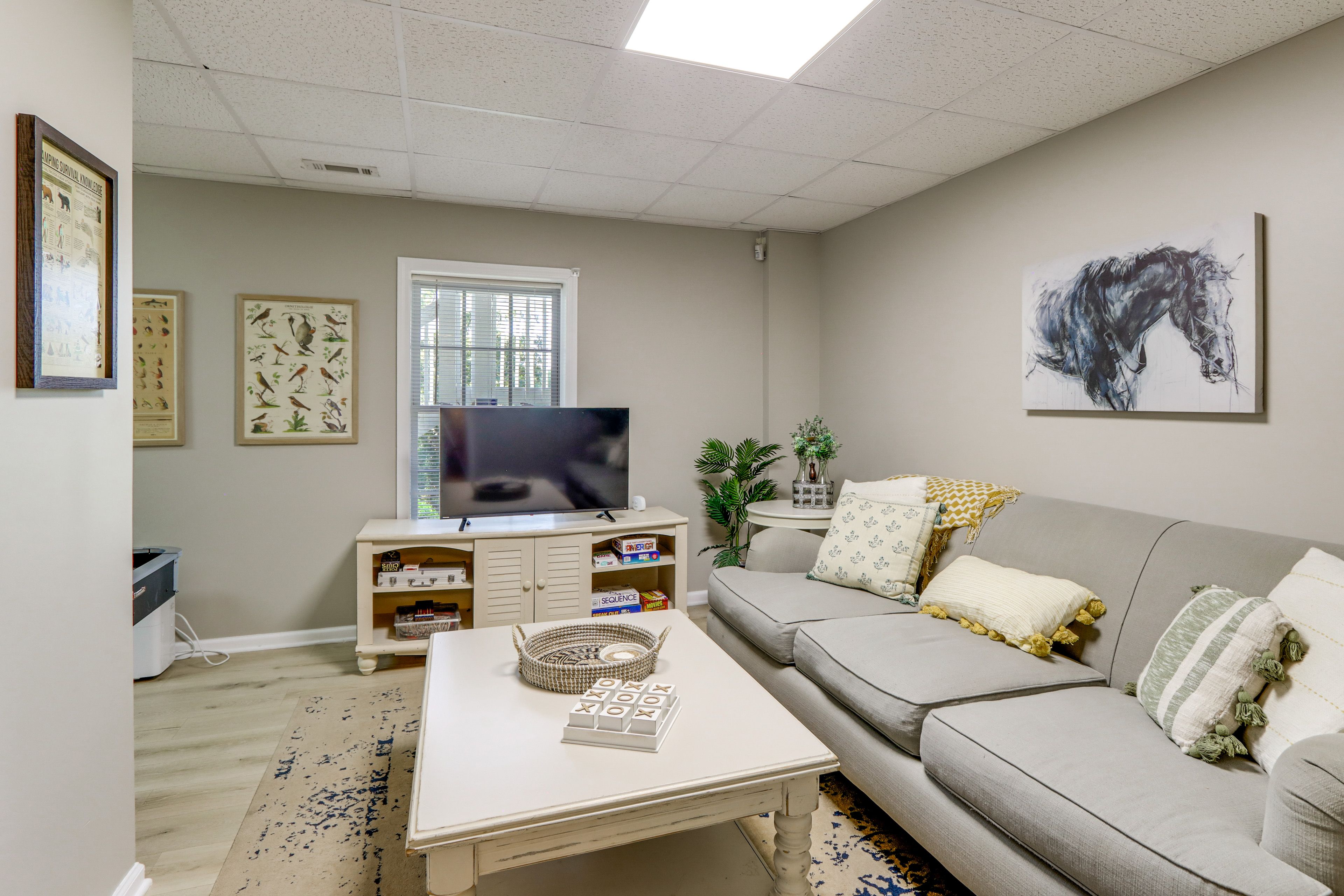 Game Room | Board Games | Pool Table | Tabletop Shuffleboard | Smart TV