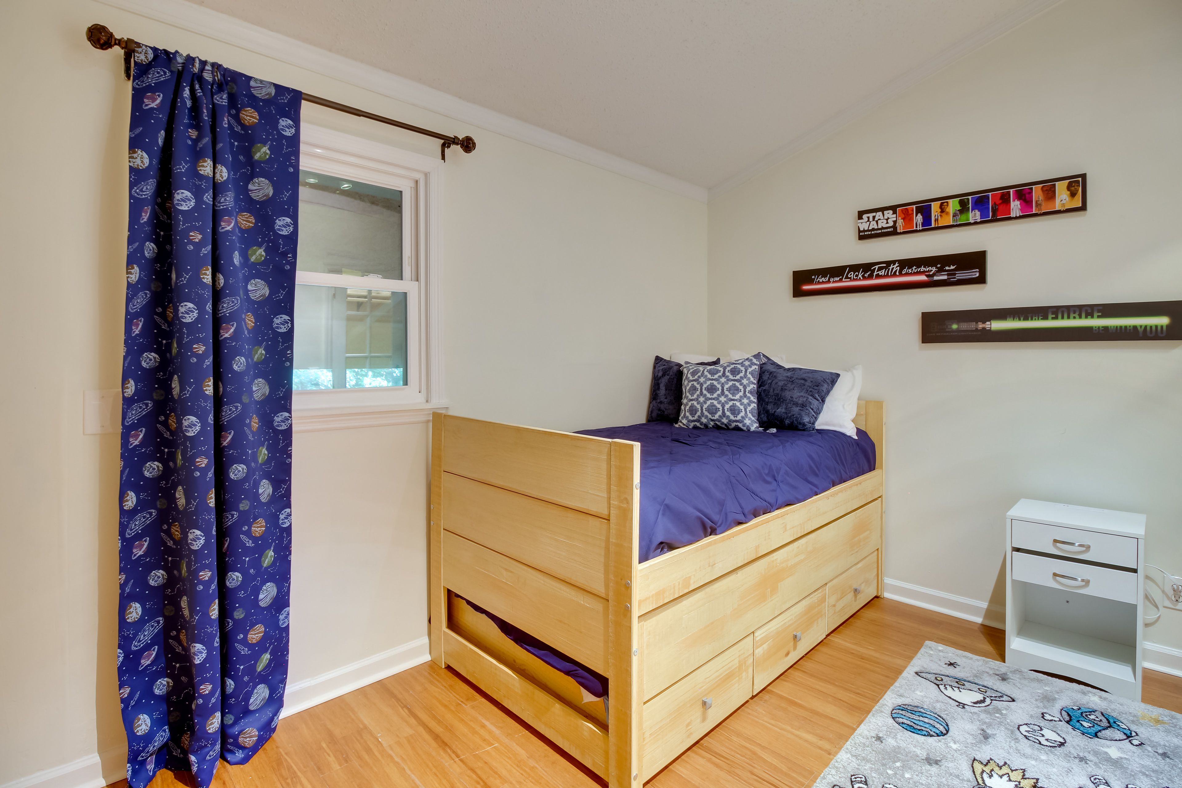 Bedroom 3 | Twin Bed w/ Twin Trundle