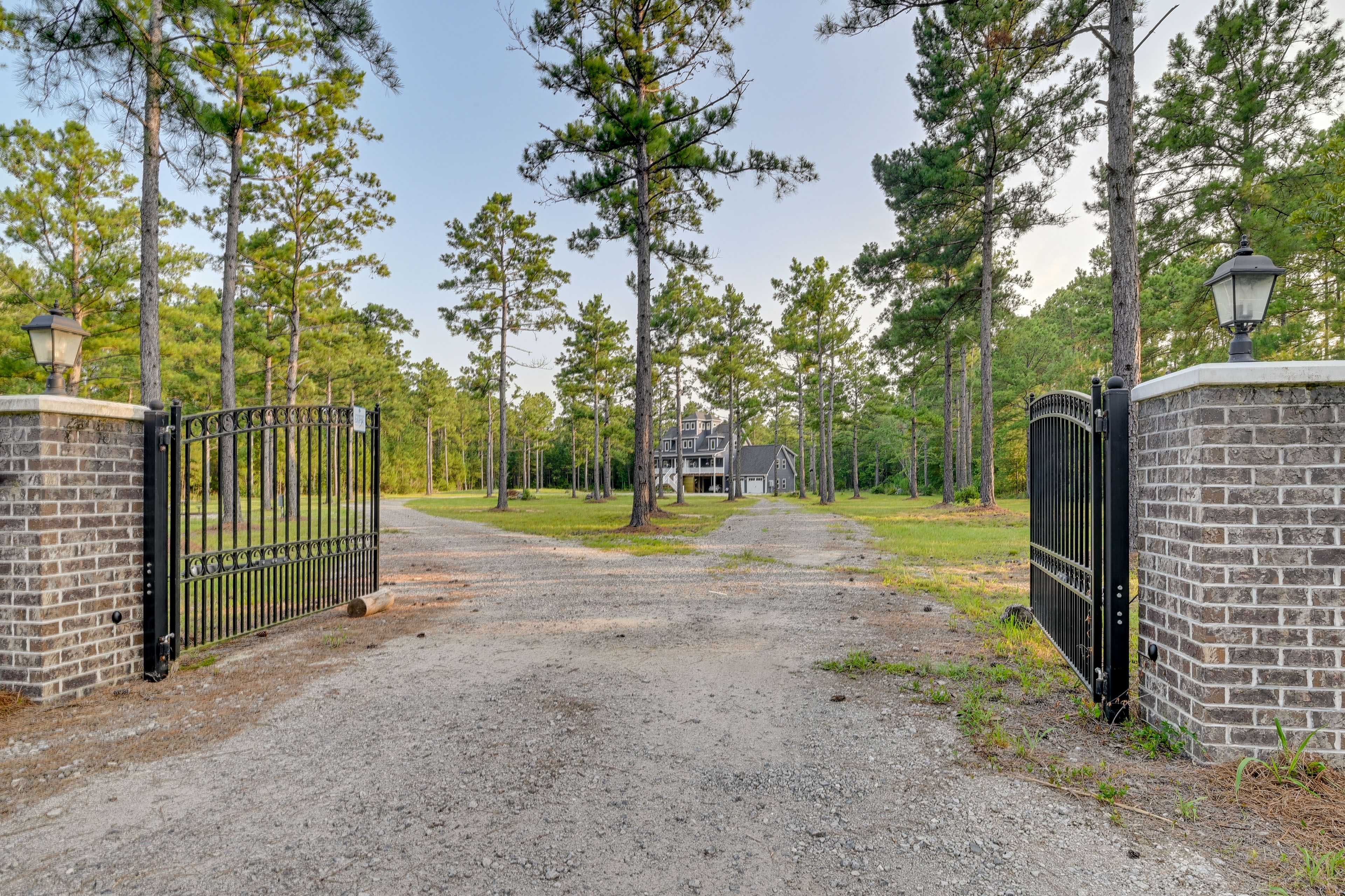 Gate to Home