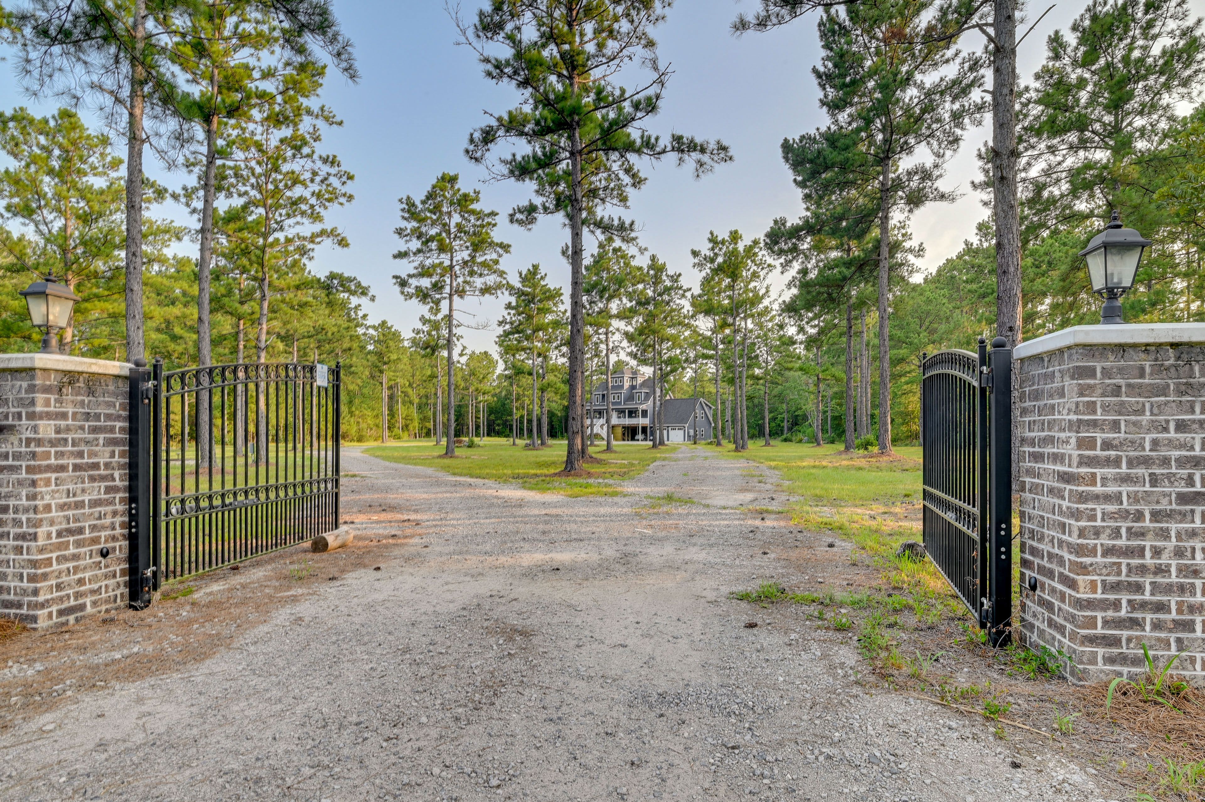 Gate to Home