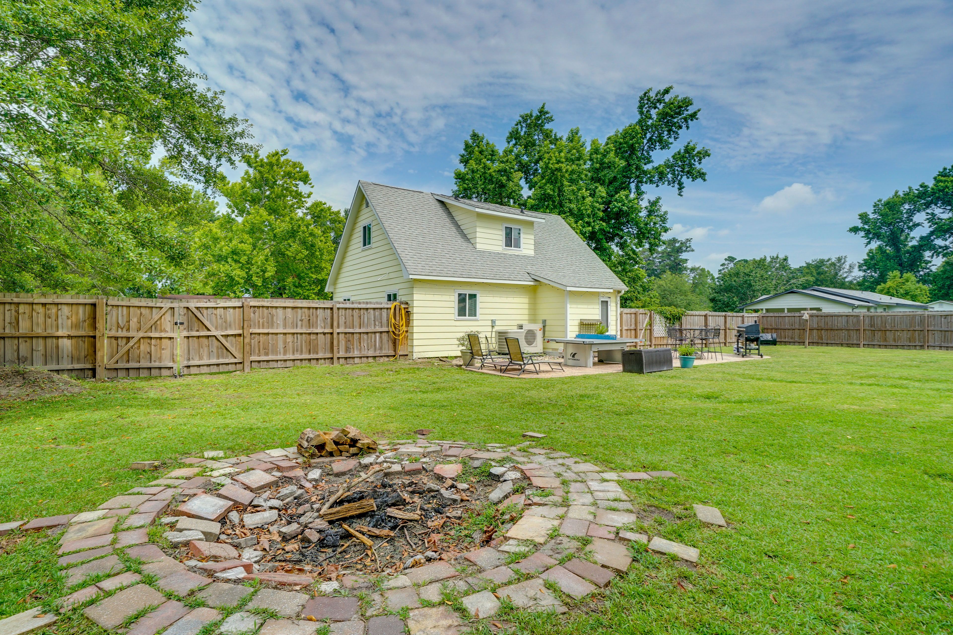 Wood-Burning Fire Pit