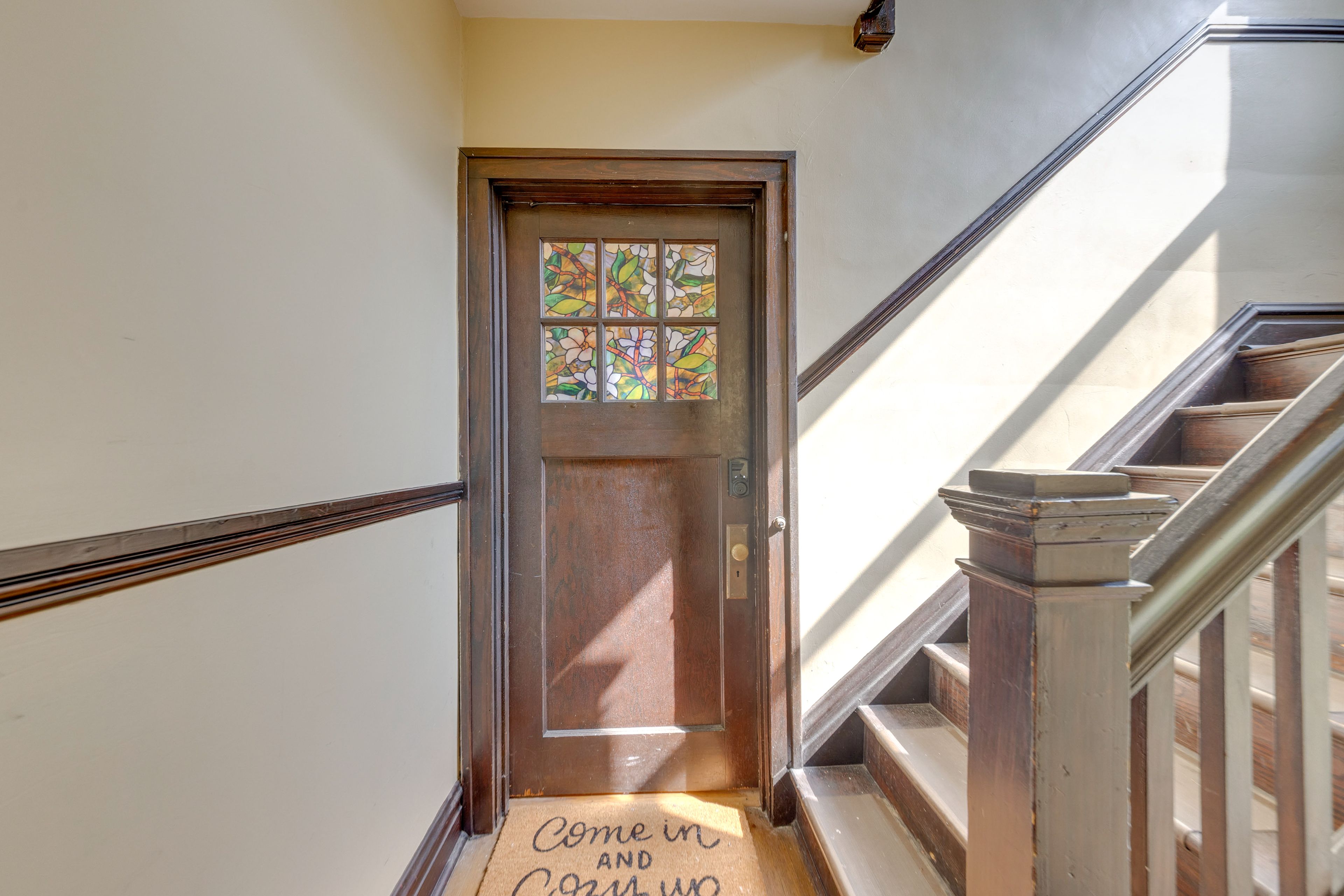 Apartment Entry | 2 Exterior Security Cameras (Facing Out)
